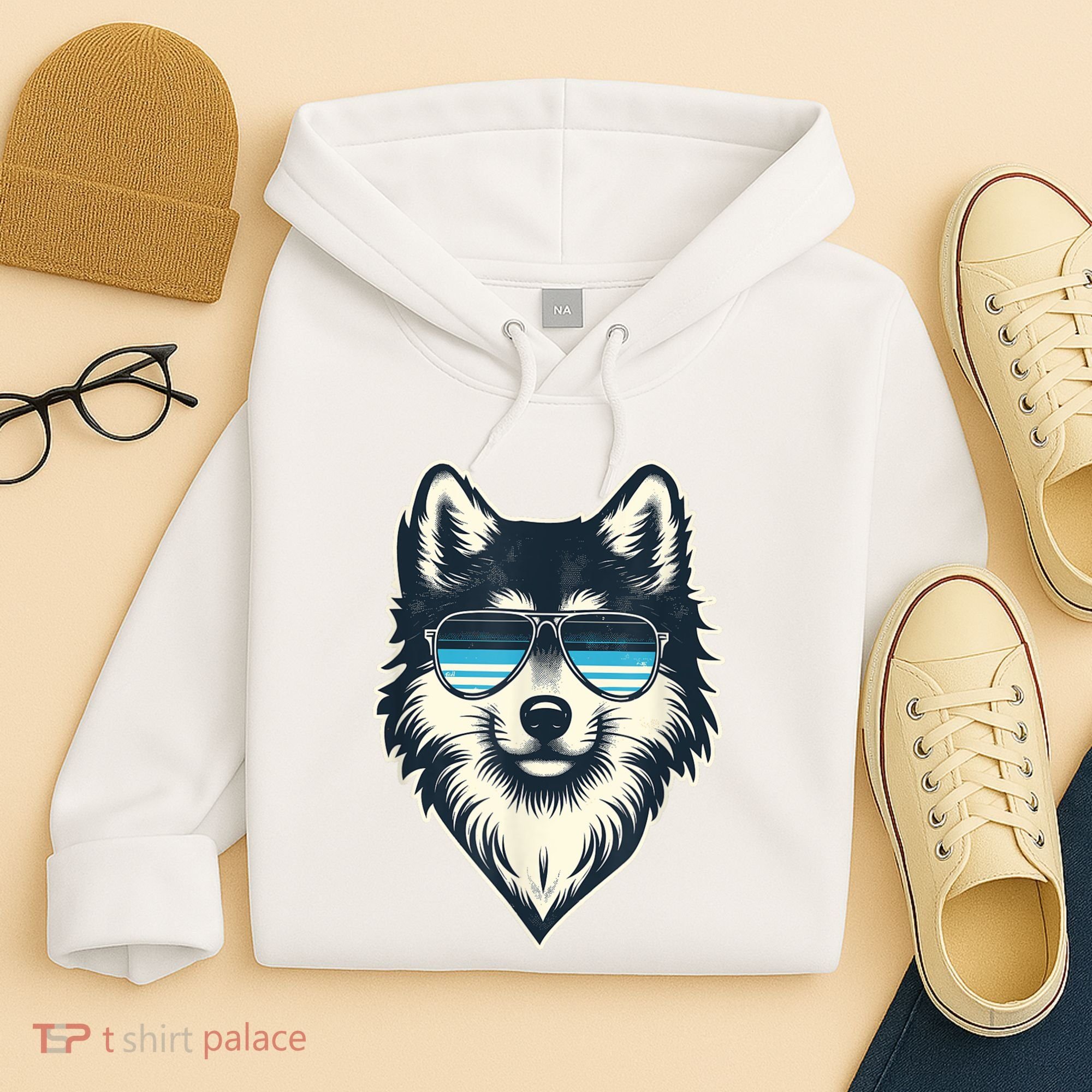 Cool Retro Wolf In Sunglasses 70s 80s 90s Novelty Funny Wolf Hoodie