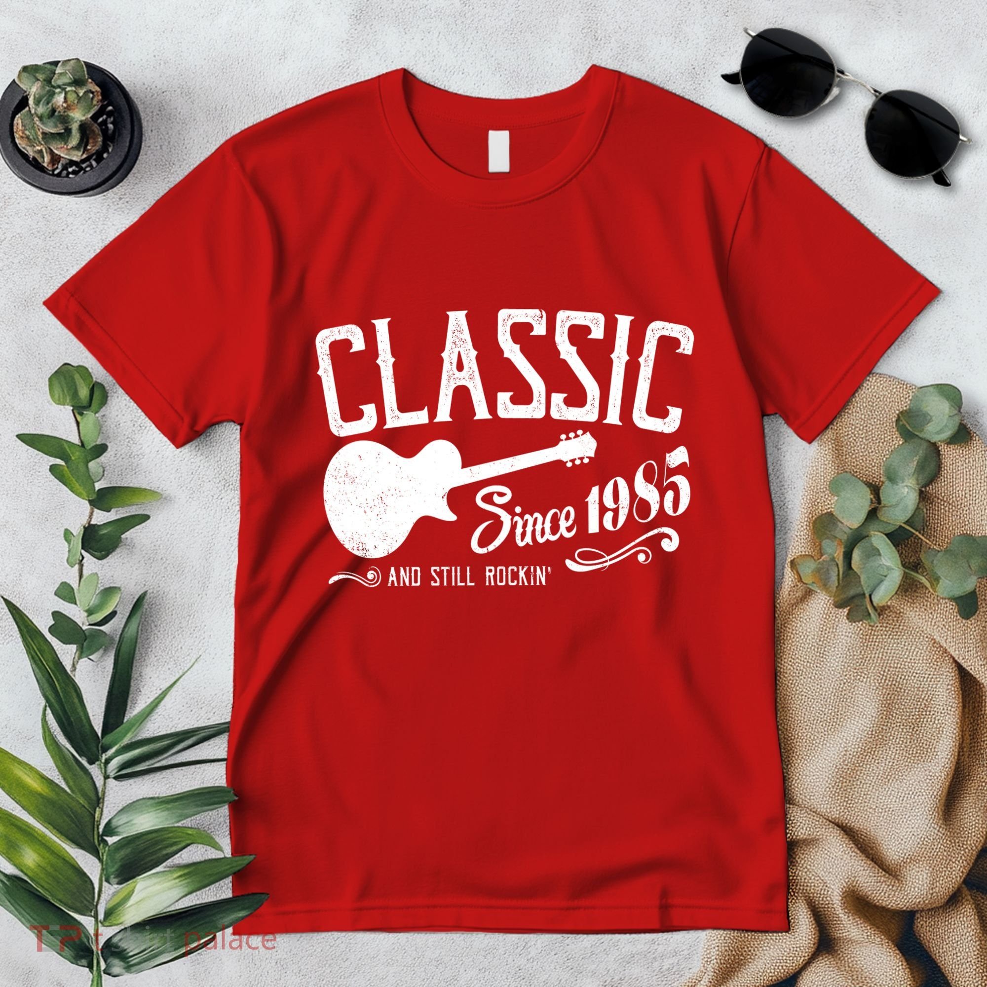 Classic Since 1985 And Still Rockin 40th Birthday Premium T-Shirt
