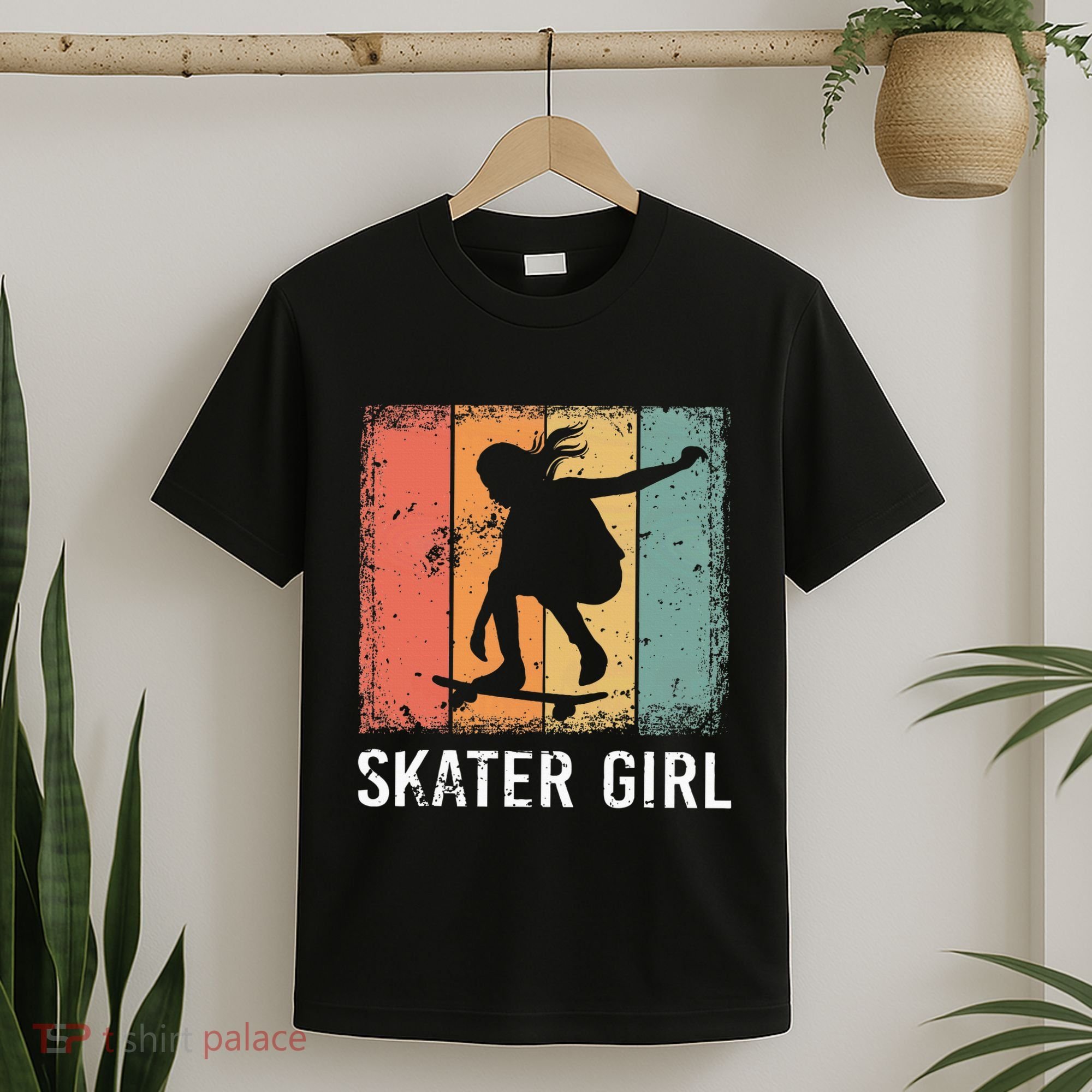 Cool Skater Art Women Skateboarding Skateboard Skating T-Shirt