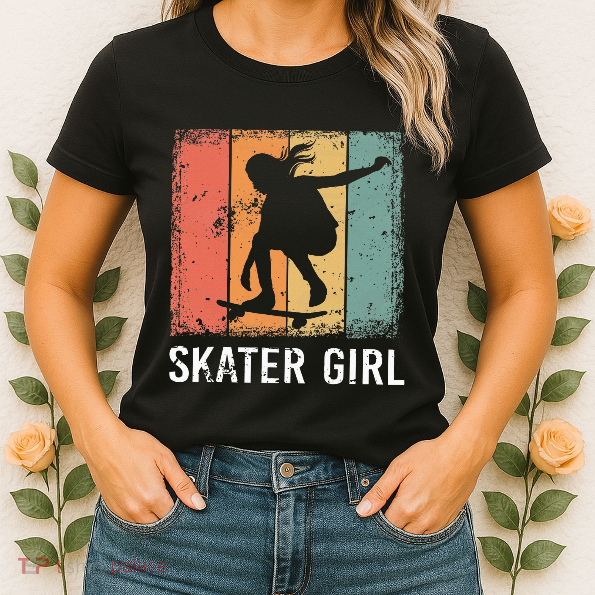 Cool Skater Art Women Skateboarding Skateboard Skating Women's T-Shirt