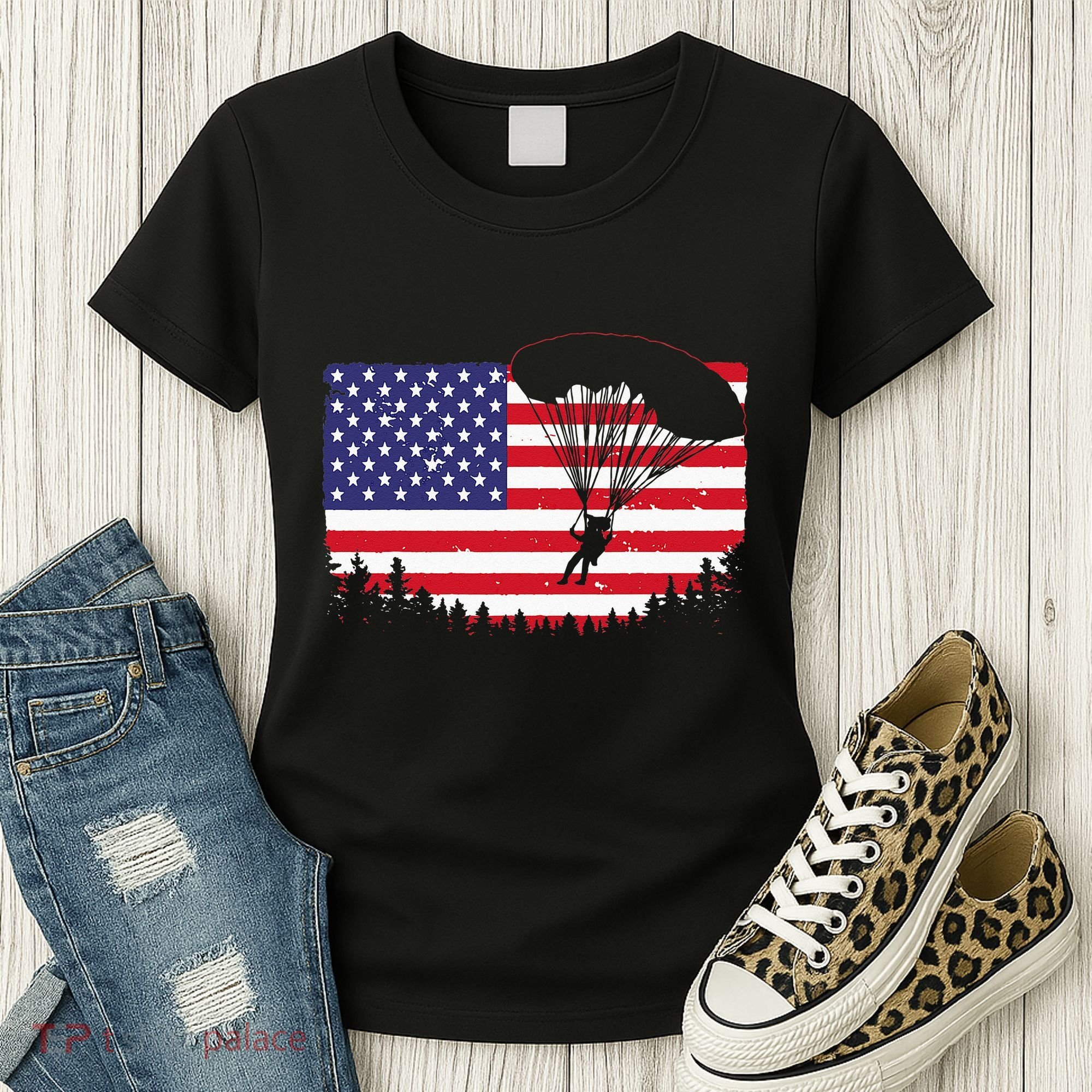 Cool Skydiving Art Wo Skydiver American Flag Skydive  Women's T-Shirt