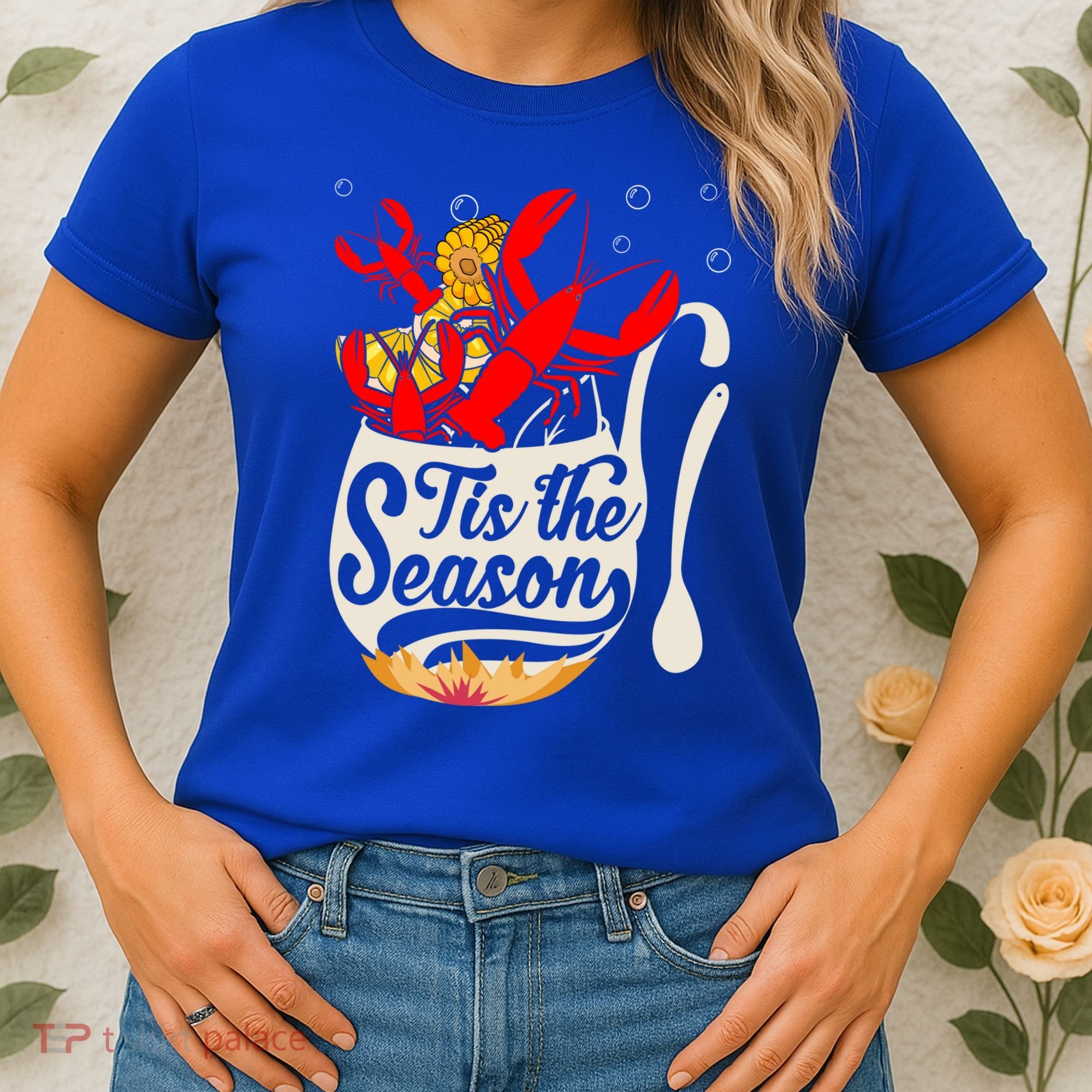 Crawfish Season Boil Funny Crayfish Eating Lobster Gift Women's T-Shirt