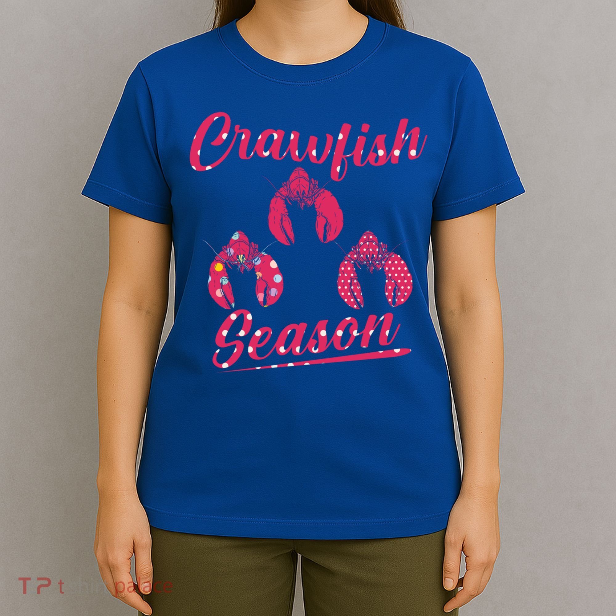 Crawfish Season Crayfish Cook Boil Lobster Gift T-Shirt