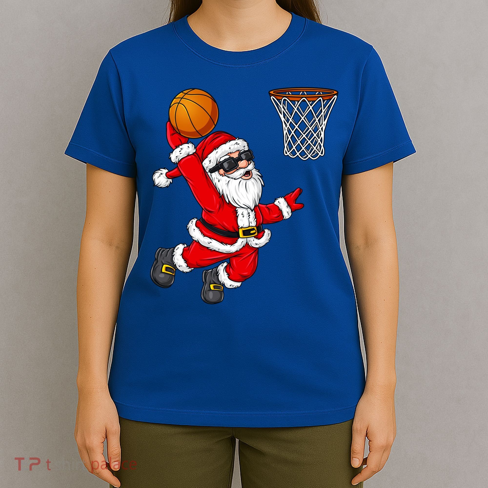 Christmas Santa Claus Dunking A Basketball Boys Xmas Cute Gift T-Shirt