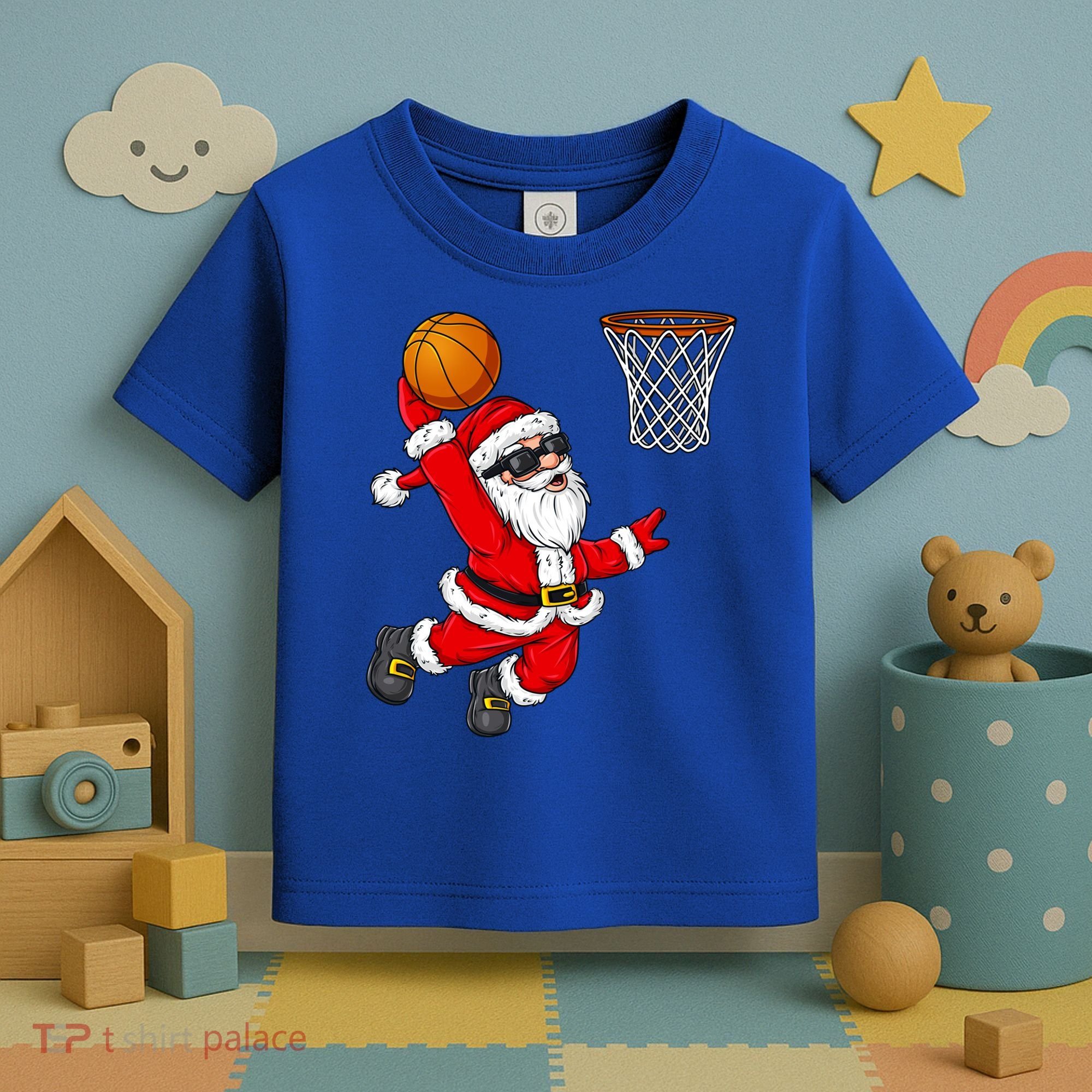 Christmas Santa Claus Dunking A Basketball Boys Xmas Cute Gift Toddler T-Shirt