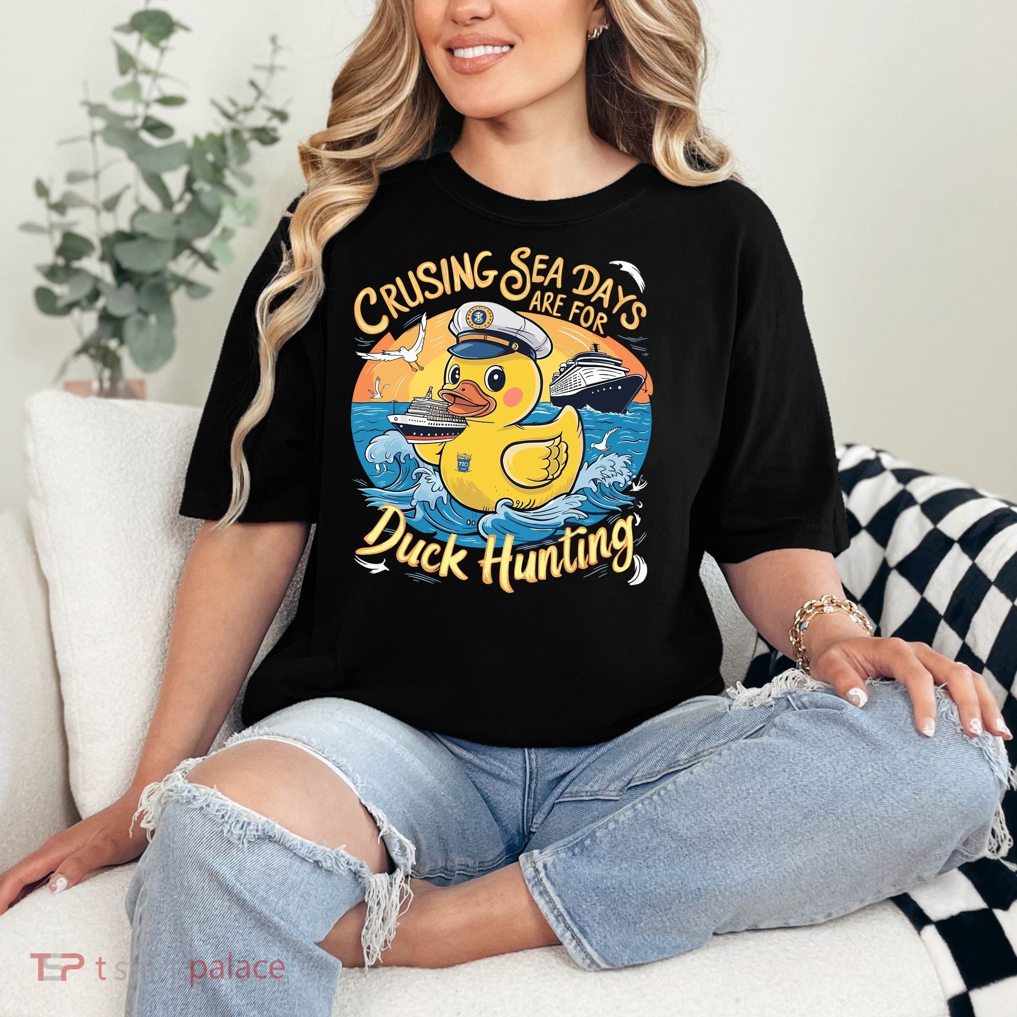 Cruising Sea Days Are For Duck Hunting Cool Cruise Trip Comfort Colors T-Shirt