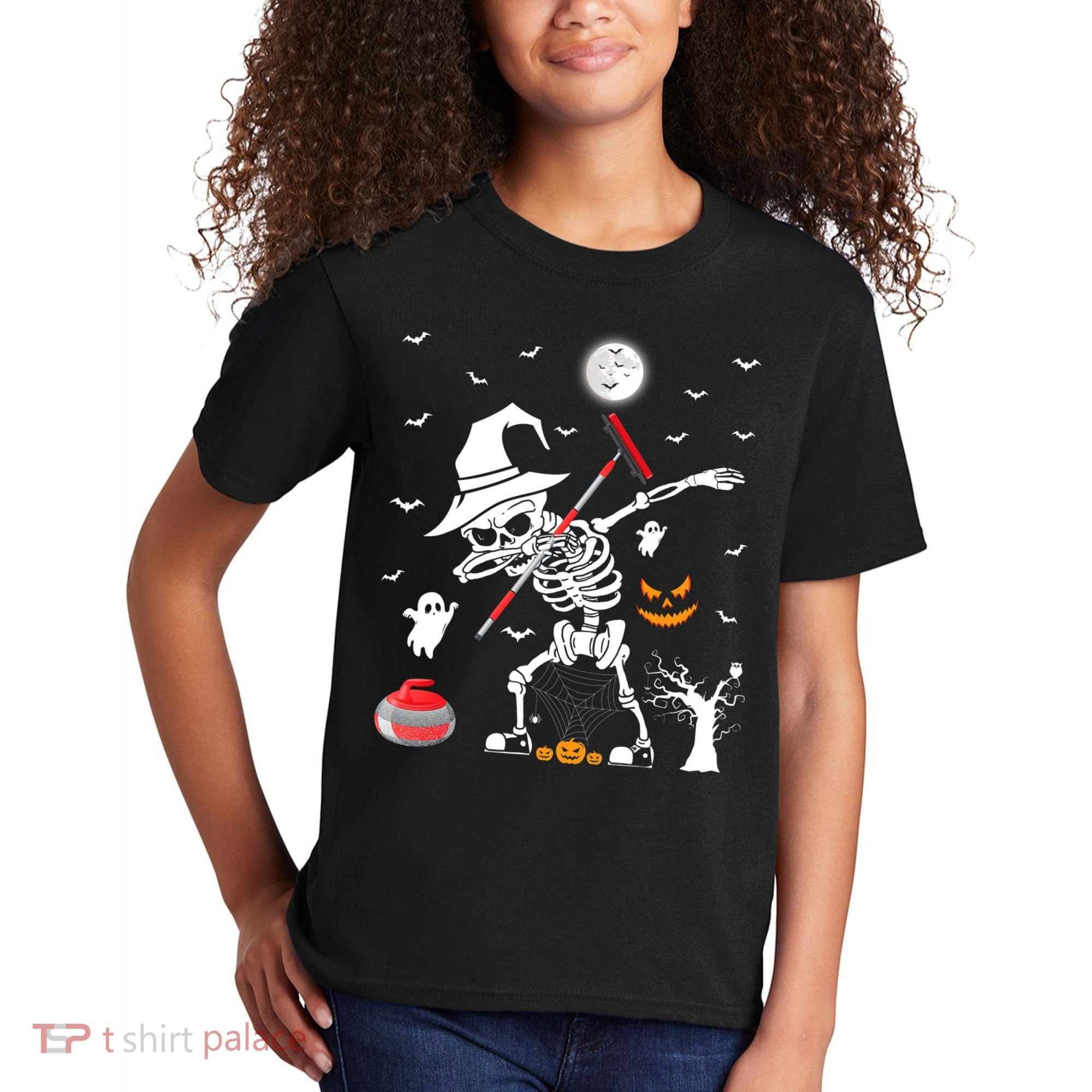 Curling Sports Funny Skeleton Dabbing Curling Halloween Kids T-Shirt