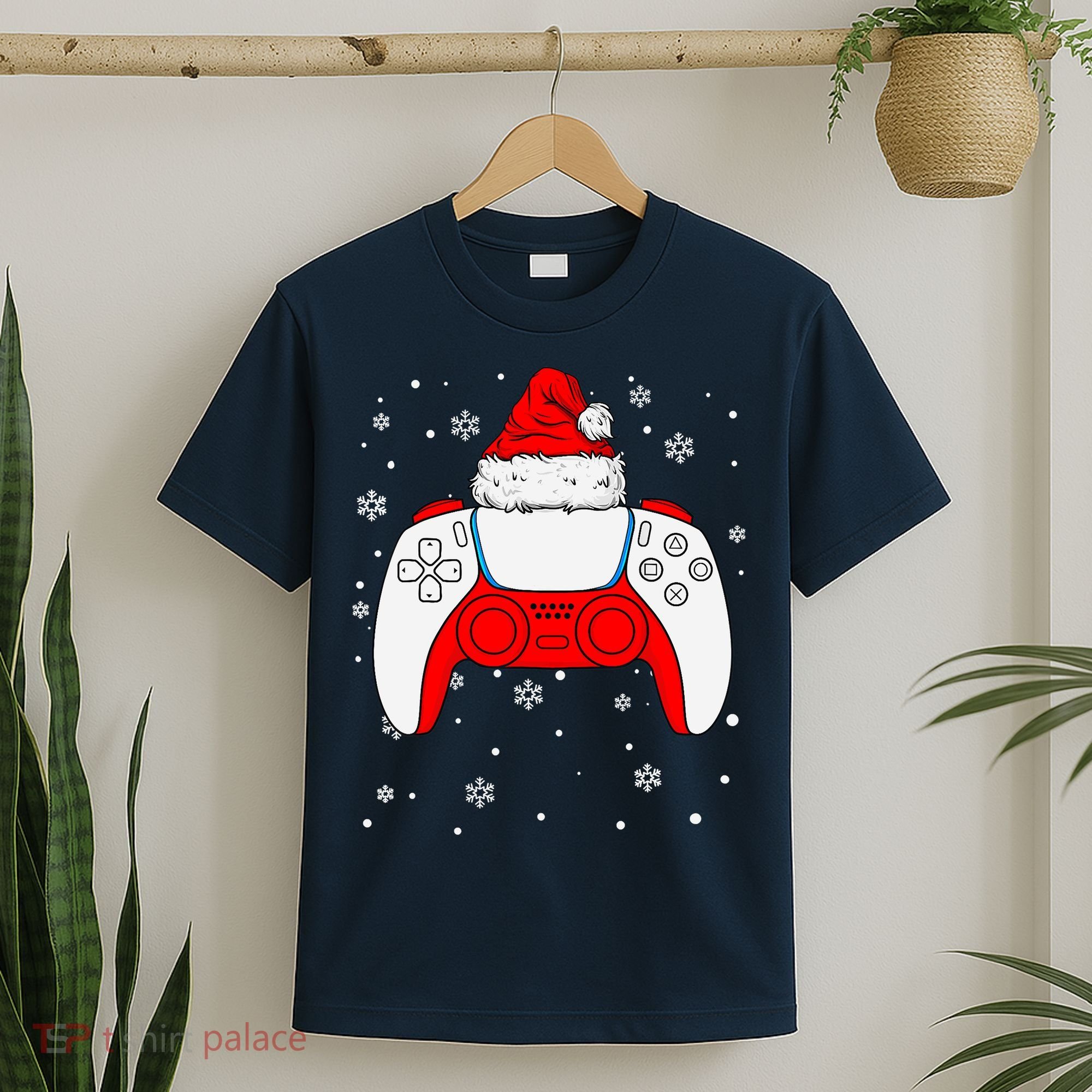 Christmas Santa Gamer Controller Boys Teens Gaming Xmas T-Shirt