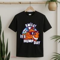 Camel Smile! ItS Hump Day Funny Hump Day Camel Sunglass T-Shirt thumb 2