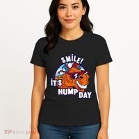Camel Smile! ItS Hump Day Funny Hump Day Camel Sunglass Women's T-Shirt thumb 4