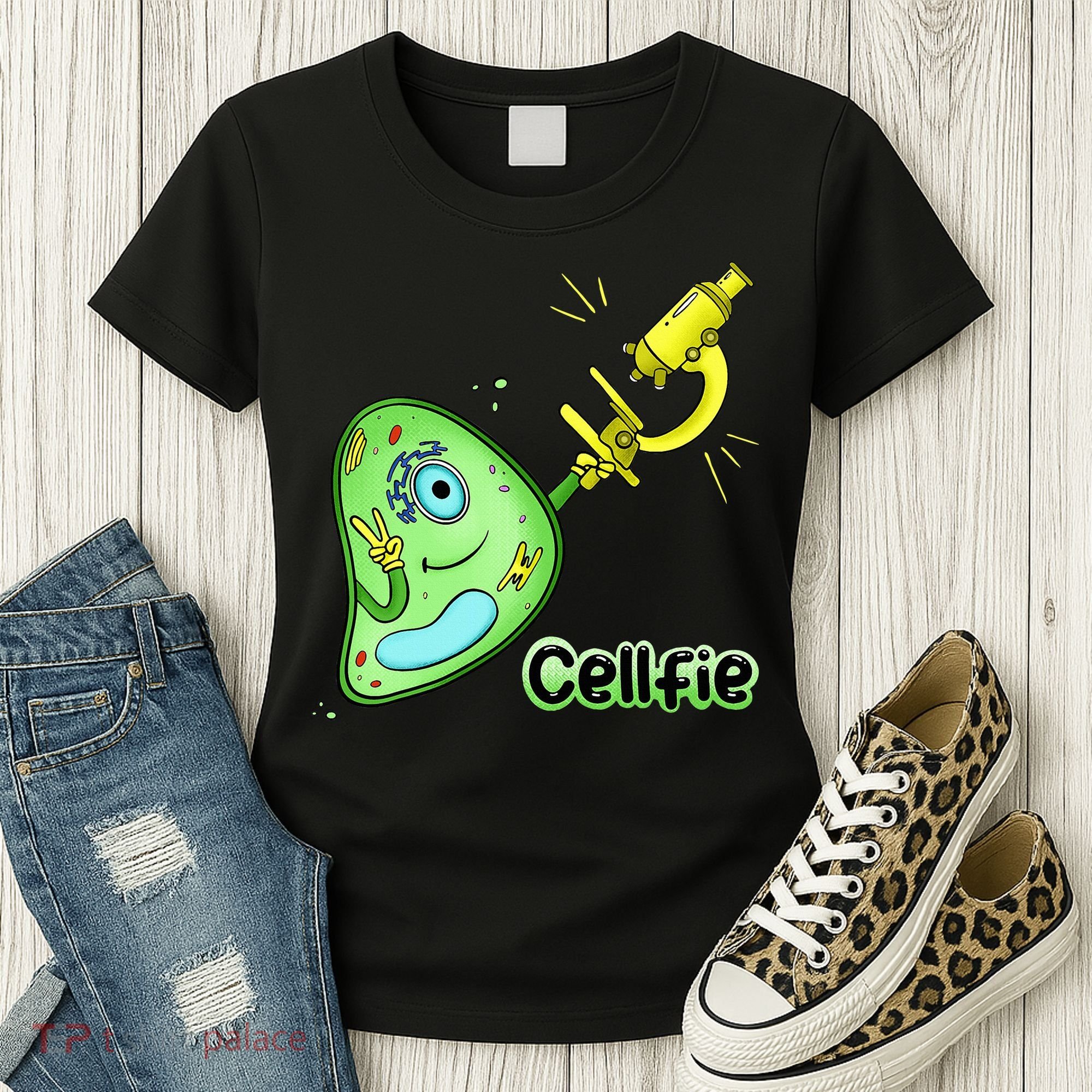 Cellfie Science Joke Biology Cell & Microscope Selfie Pun Women's T-Shirt