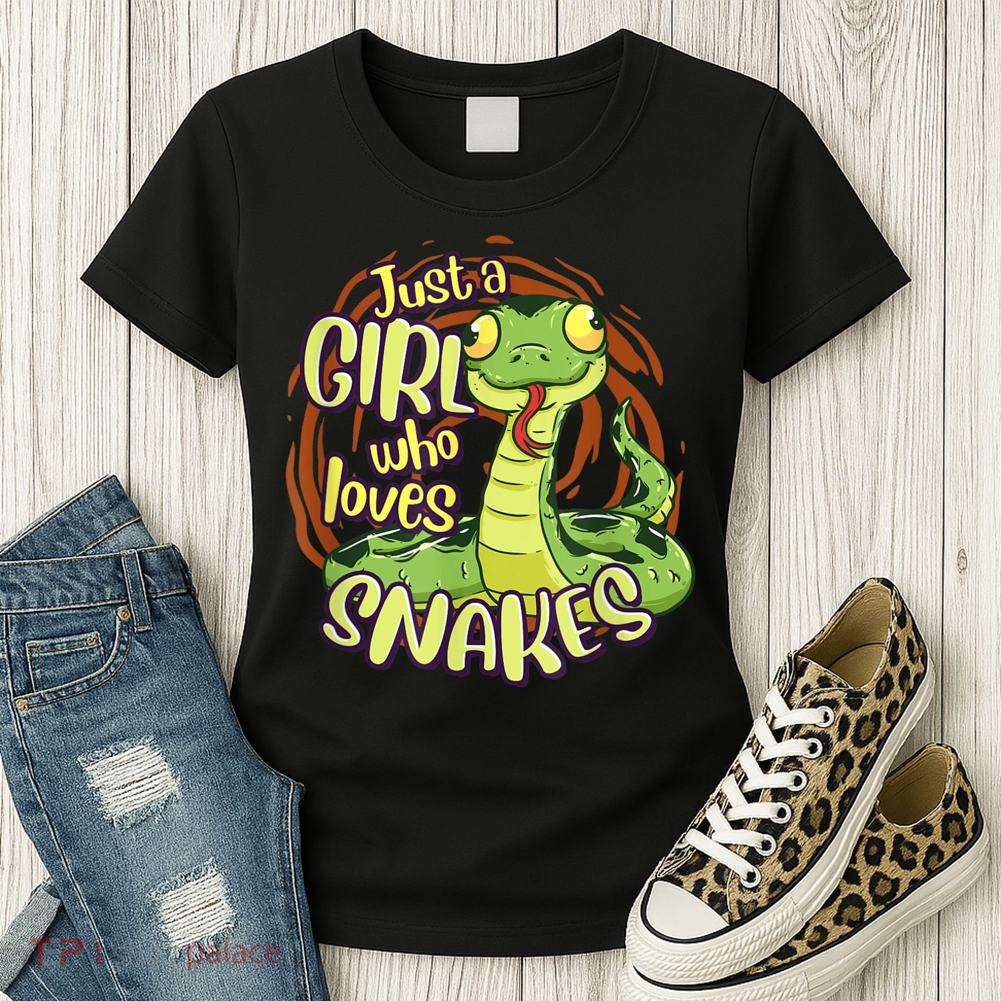 Cute Snake Just A Girl Who Loves Snakes Women's T-Shirt
