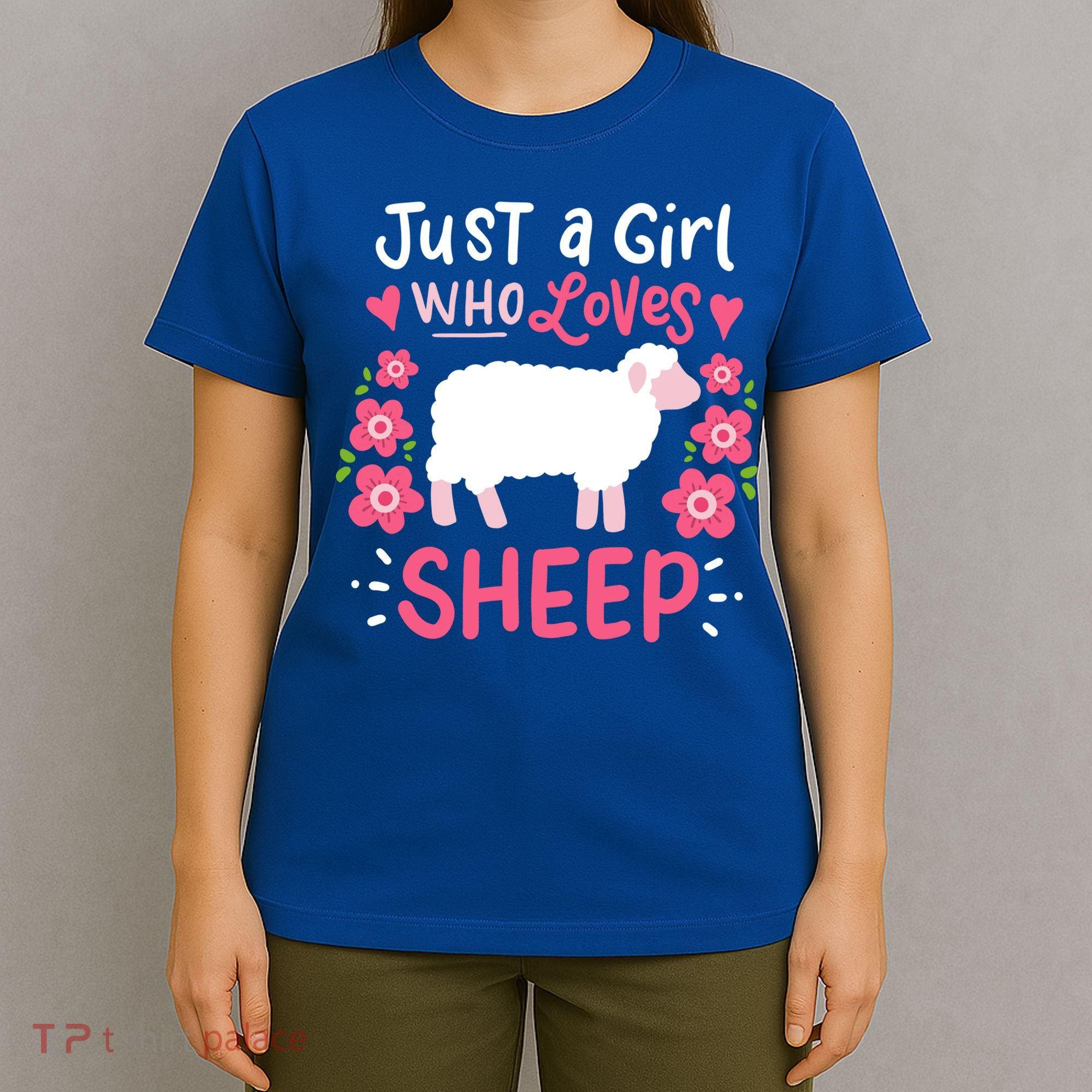 Cool Sheep Just A Girl Who Loves Sheep Funny Gift For Sheep Lovers T-Shirt