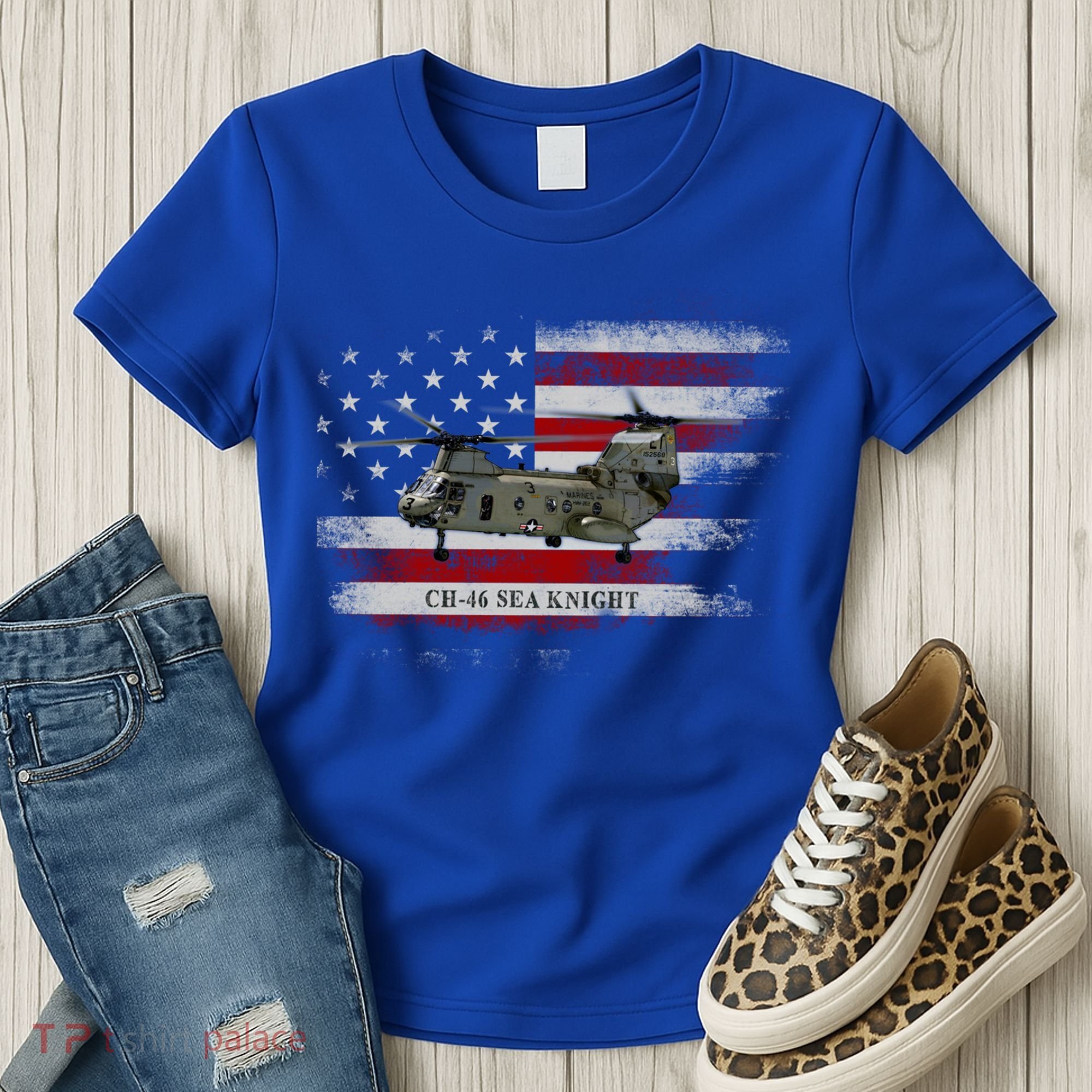 Ch46 Sea Knight Helicopter Usa Flag Helicopter Pilot Funny Gift Women's T-Shirt