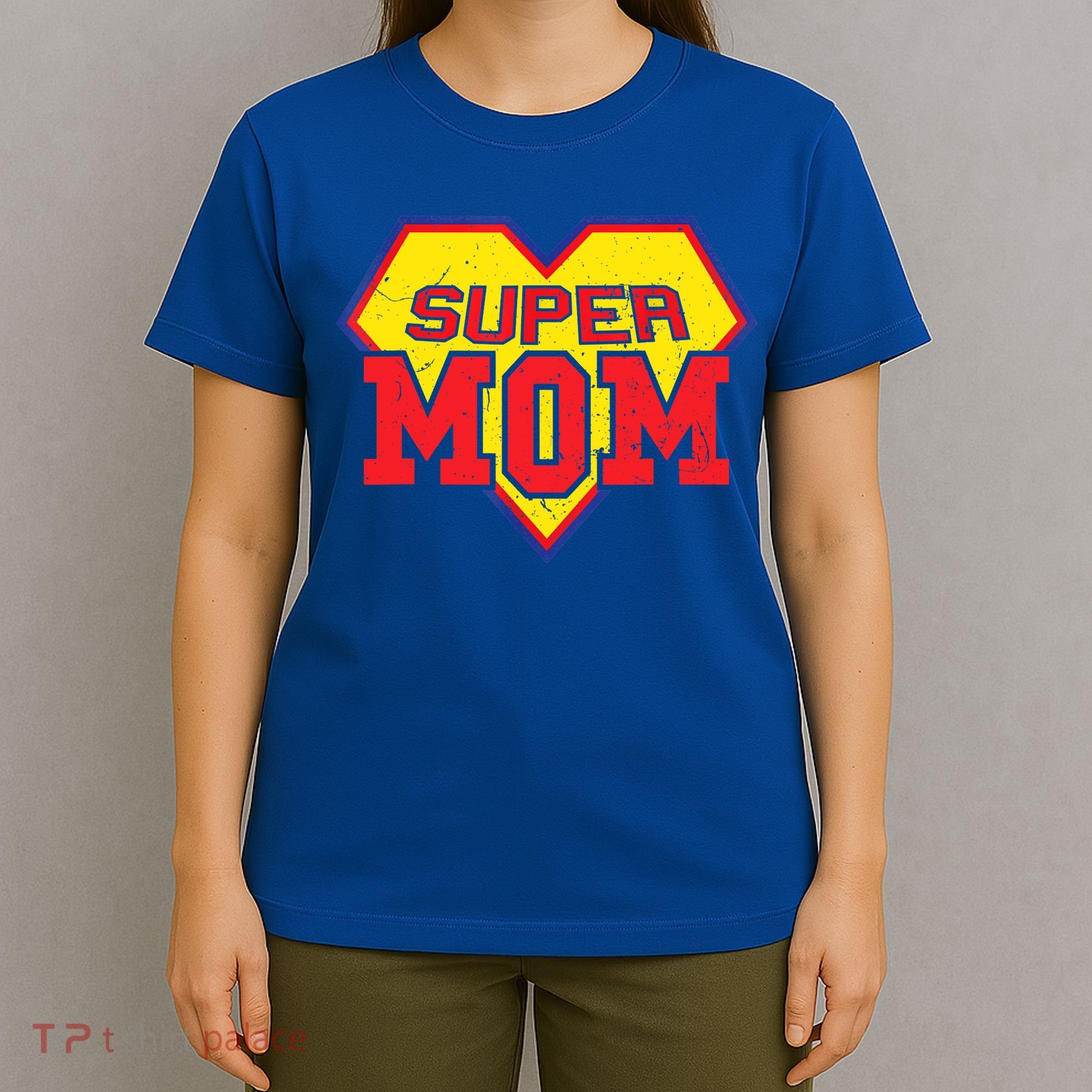 Cool Super Mom Gift Funny Superhero Mother's Day Gift T-Shirt
