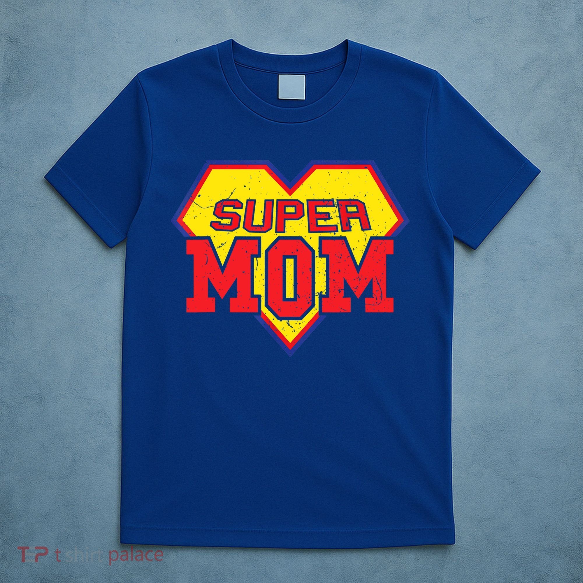 Cool Super Mom Gift Funny Superhero Mother's Day Gift T-Shirt