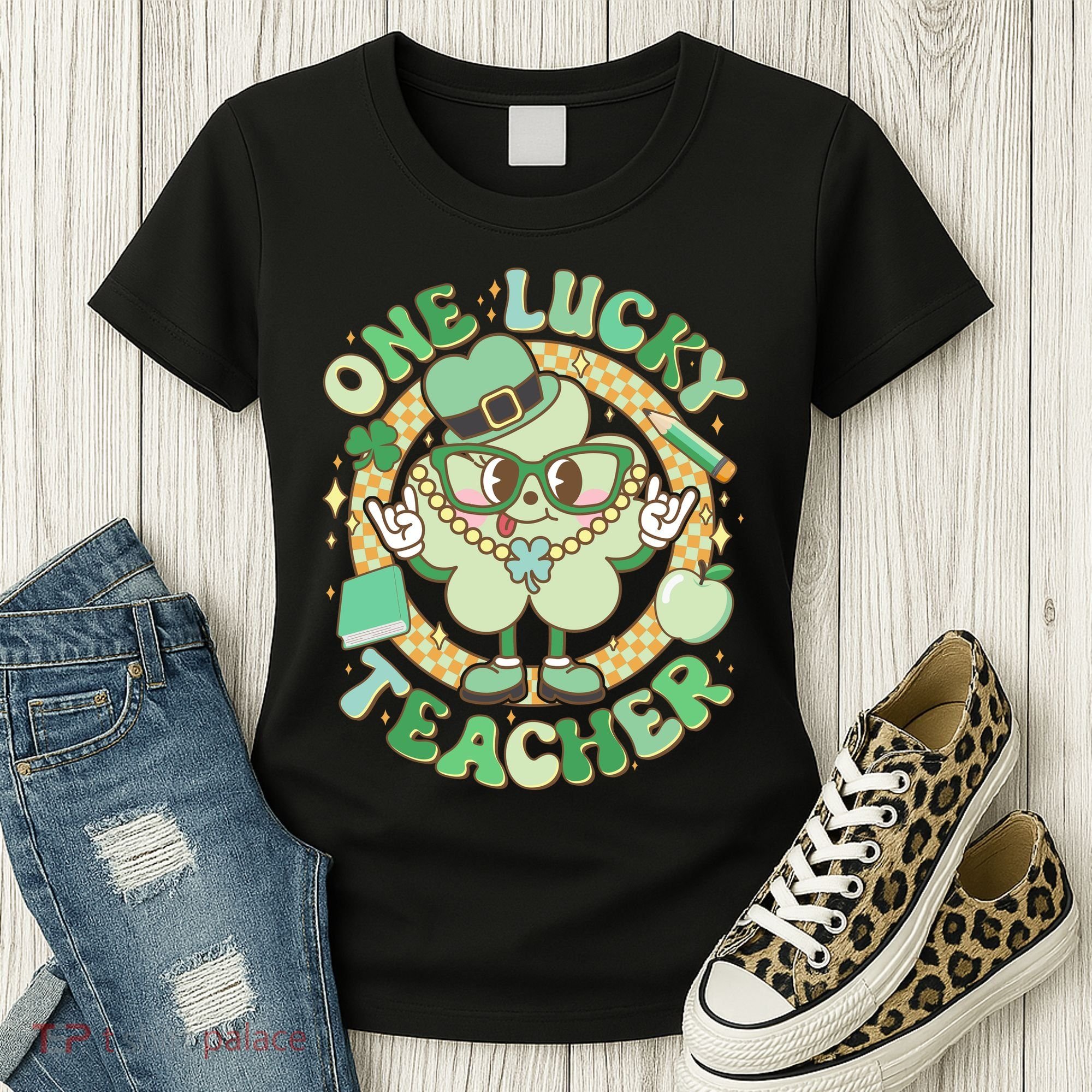 Cute St Patricks Day One Lucky Teacher Retro Cartoon Shamrock Clover Women's T-Shirt