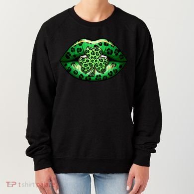 Cute St Patrick's Day Leopard Print Lip Print Shamrock Clover Women's Sweatshirt