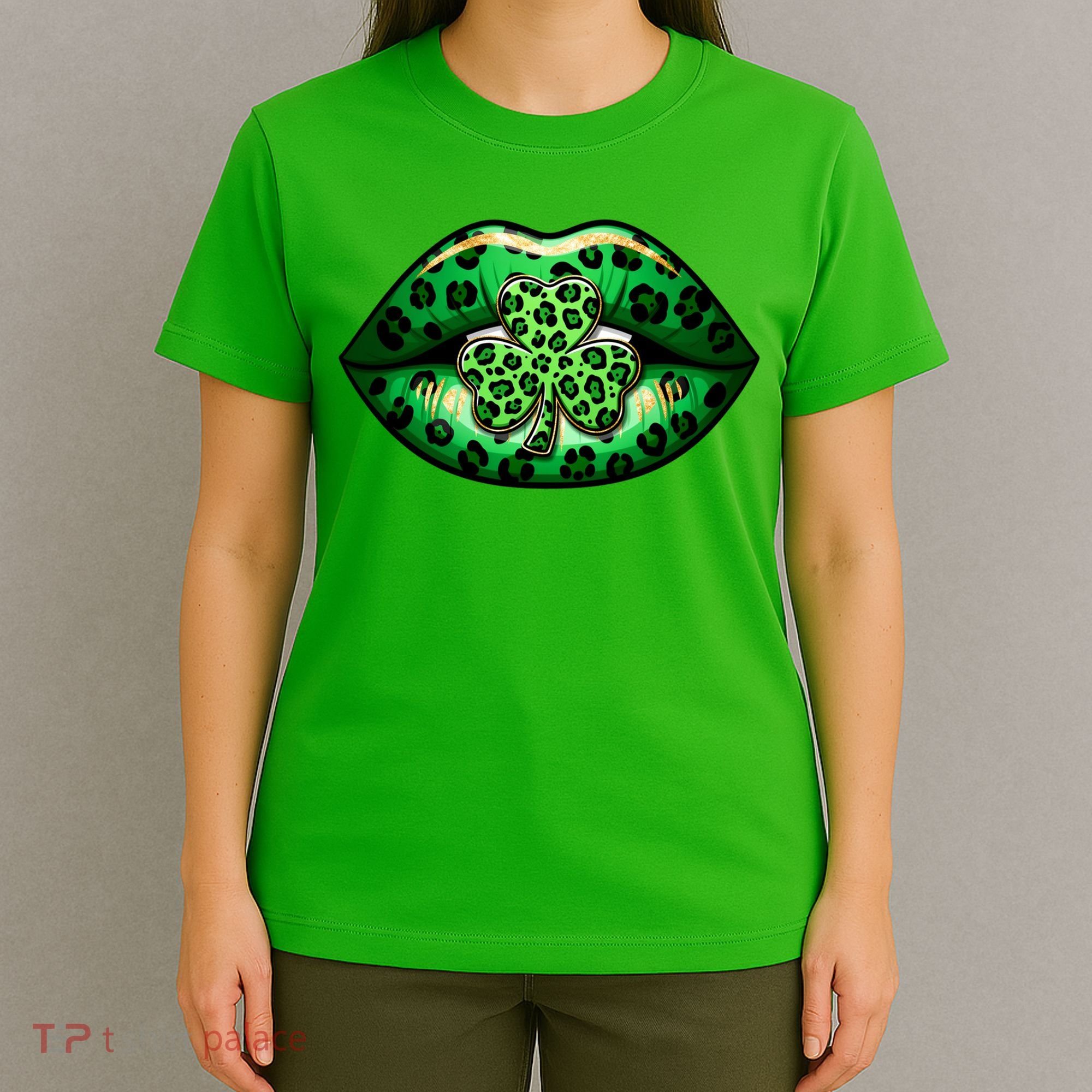 Cute St Patrick's Day Leopard Print Lip Print Shamrock Clover T-Shirt