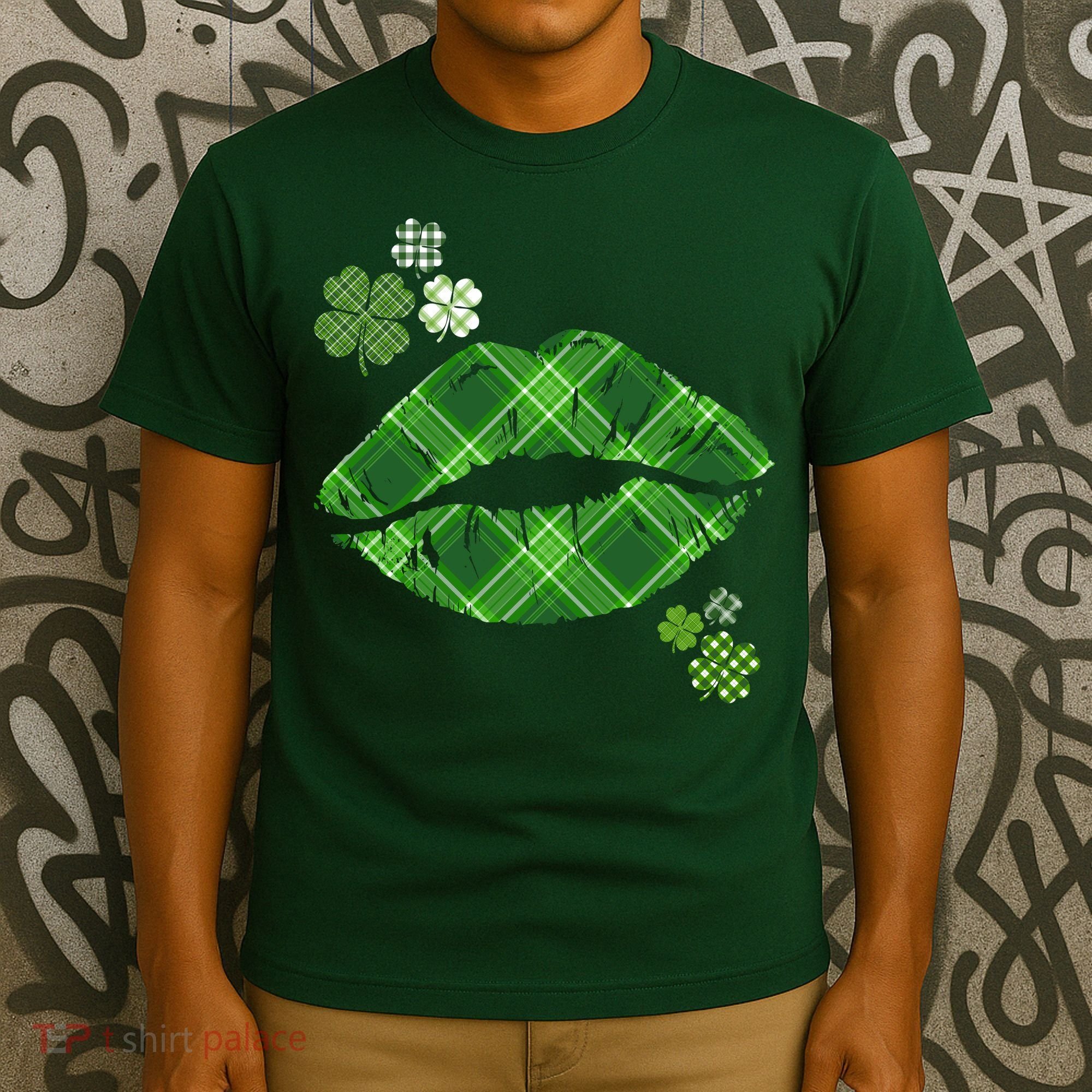 Cute St Patrick's Day Green Plaid Lip Print T-Shirt
