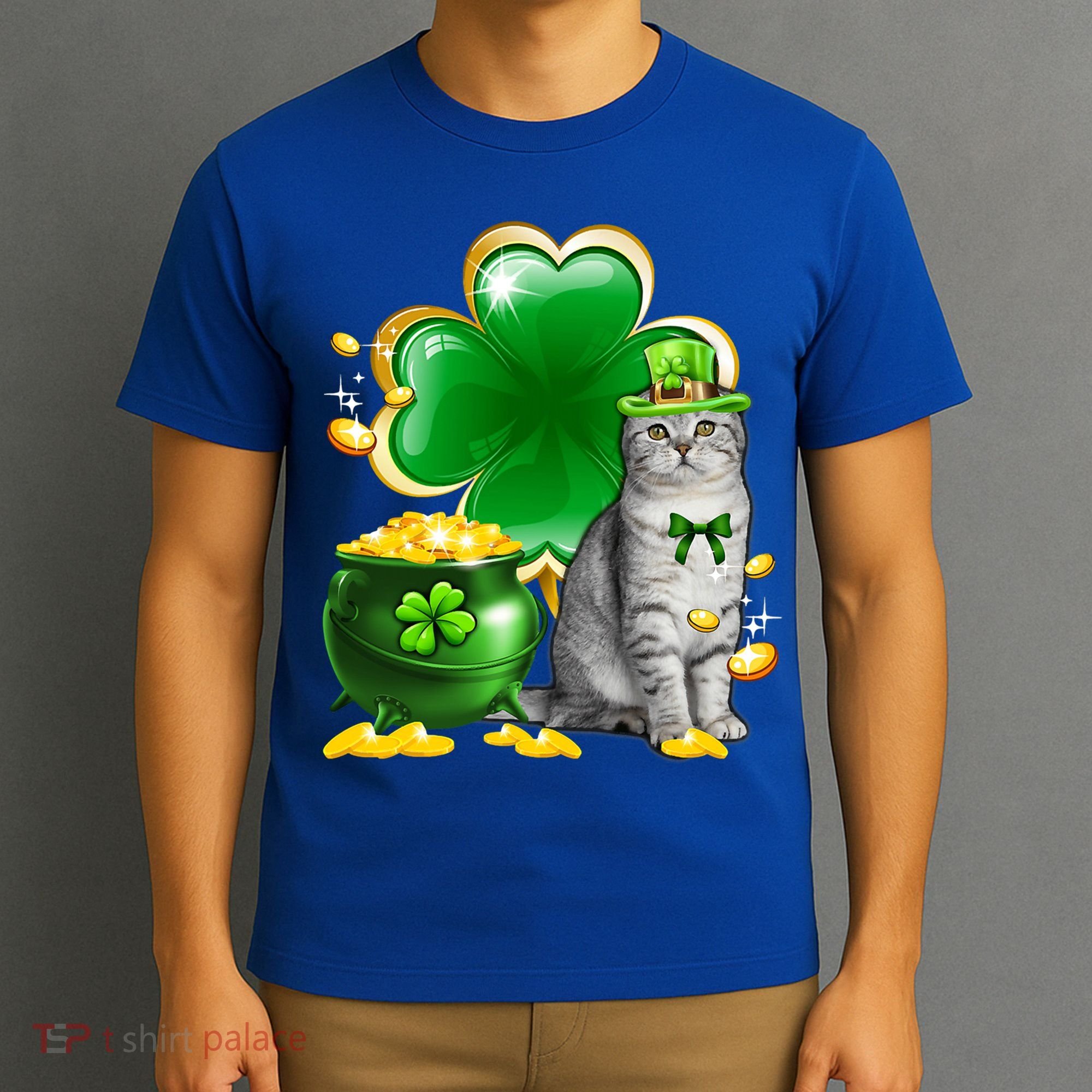Cat Shamrock St Patricks Day Cat Irish Gift Cute Gift T-Shirt