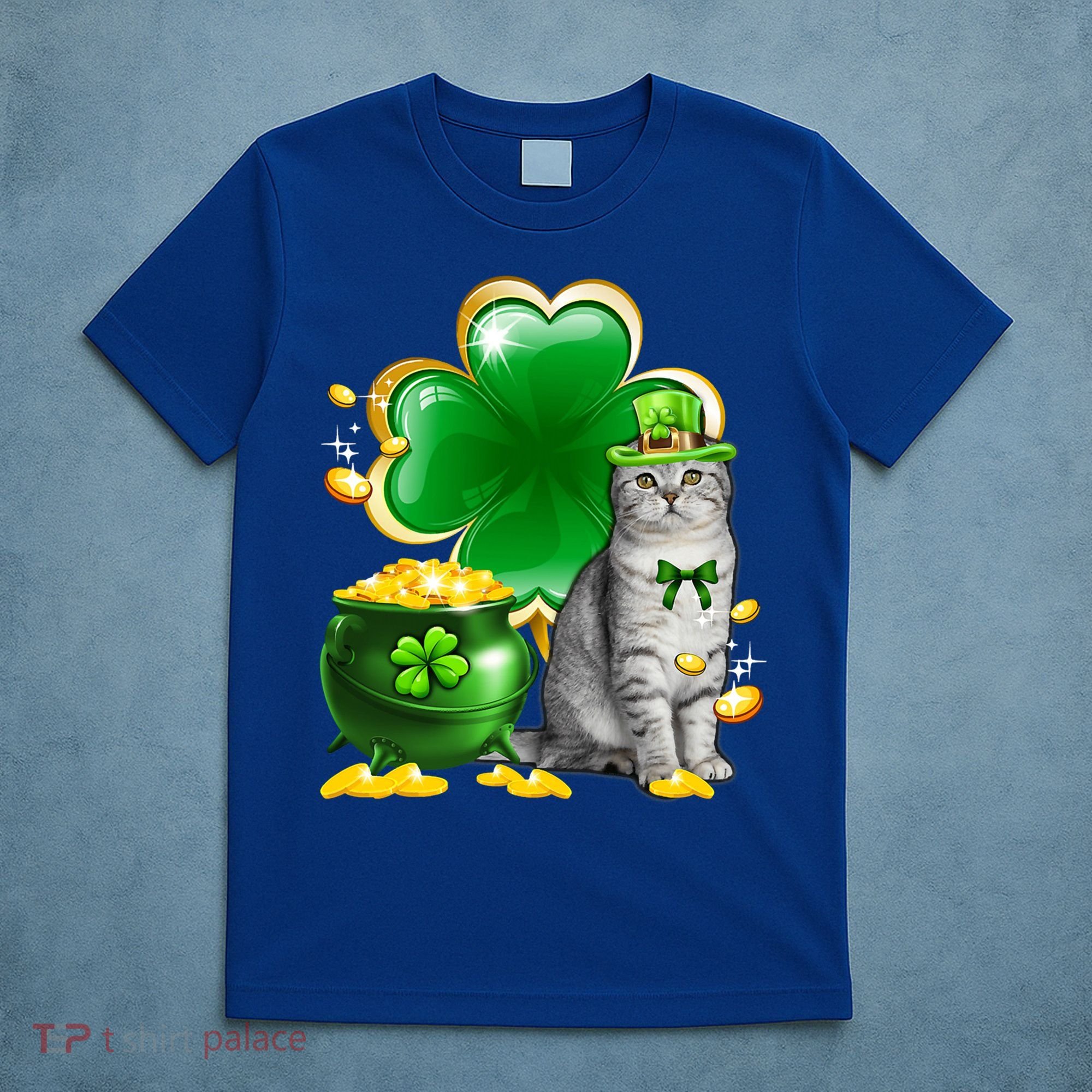 Cat Shamrock St Patricks Day Cat Irish Gift Cute Gift T-Shirt