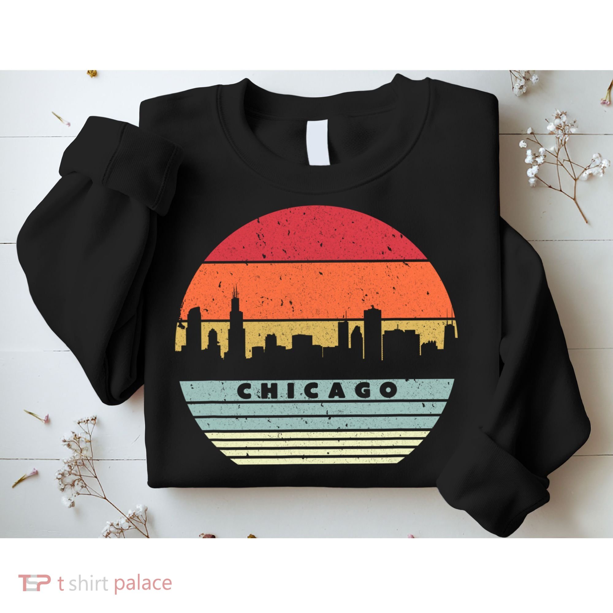 Chicago Souvenir Shirt. Retro Style USA Skyline Sweatshirt