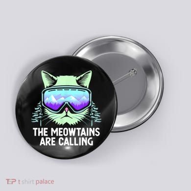 Cool Snowboard Ski Lover Mountain Skier Button