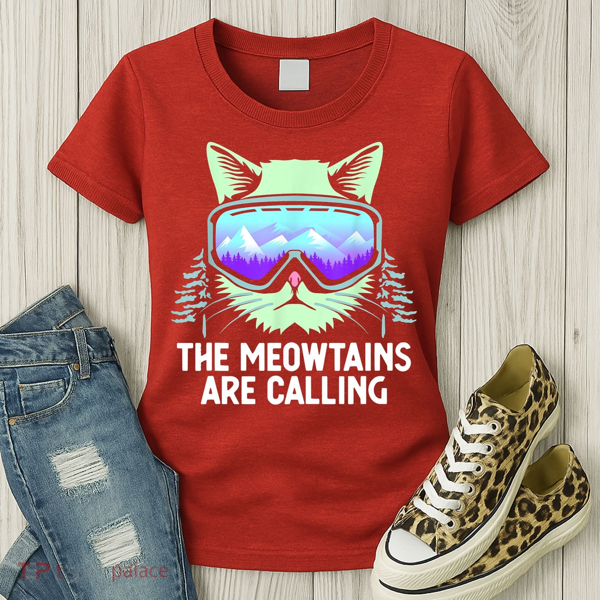 Cool Snowboard Ski Lover Mountain Skier Women's T-Shirt