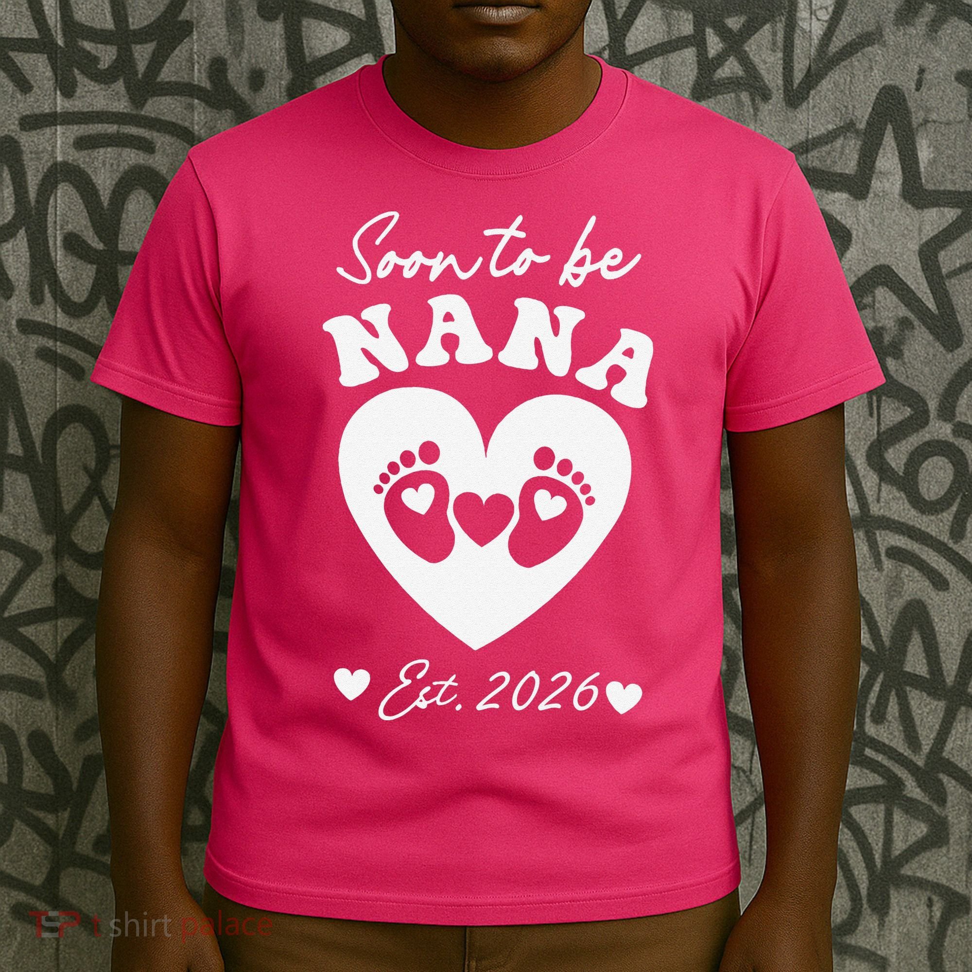 Cute Soon To Be Nana EST 2026 Baby Feet Heart T-Shirt