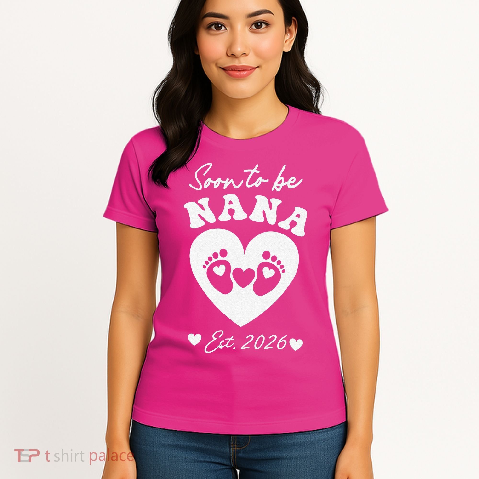 Cute Soon To Be Nana EST 2026 Baby Feet Heart Women's T-Shirt