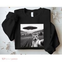 Cat Selfie With Alien Ufo Funny Cat Gifts Sweatshirt thumb 2