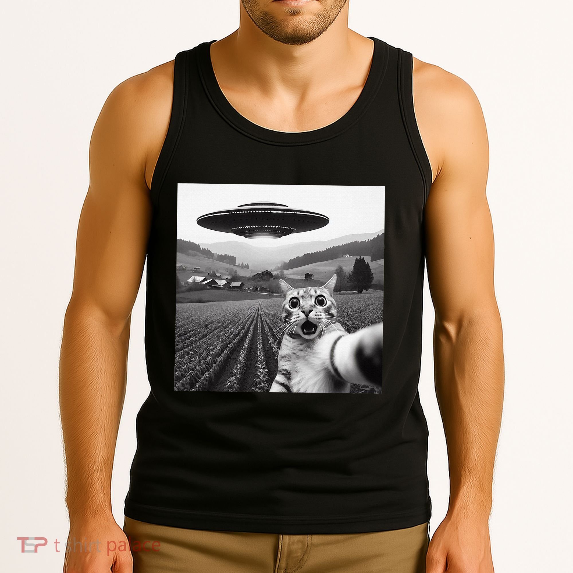 Cat Selfie With Alien Ufo Funny Cat Gifts Tank Top