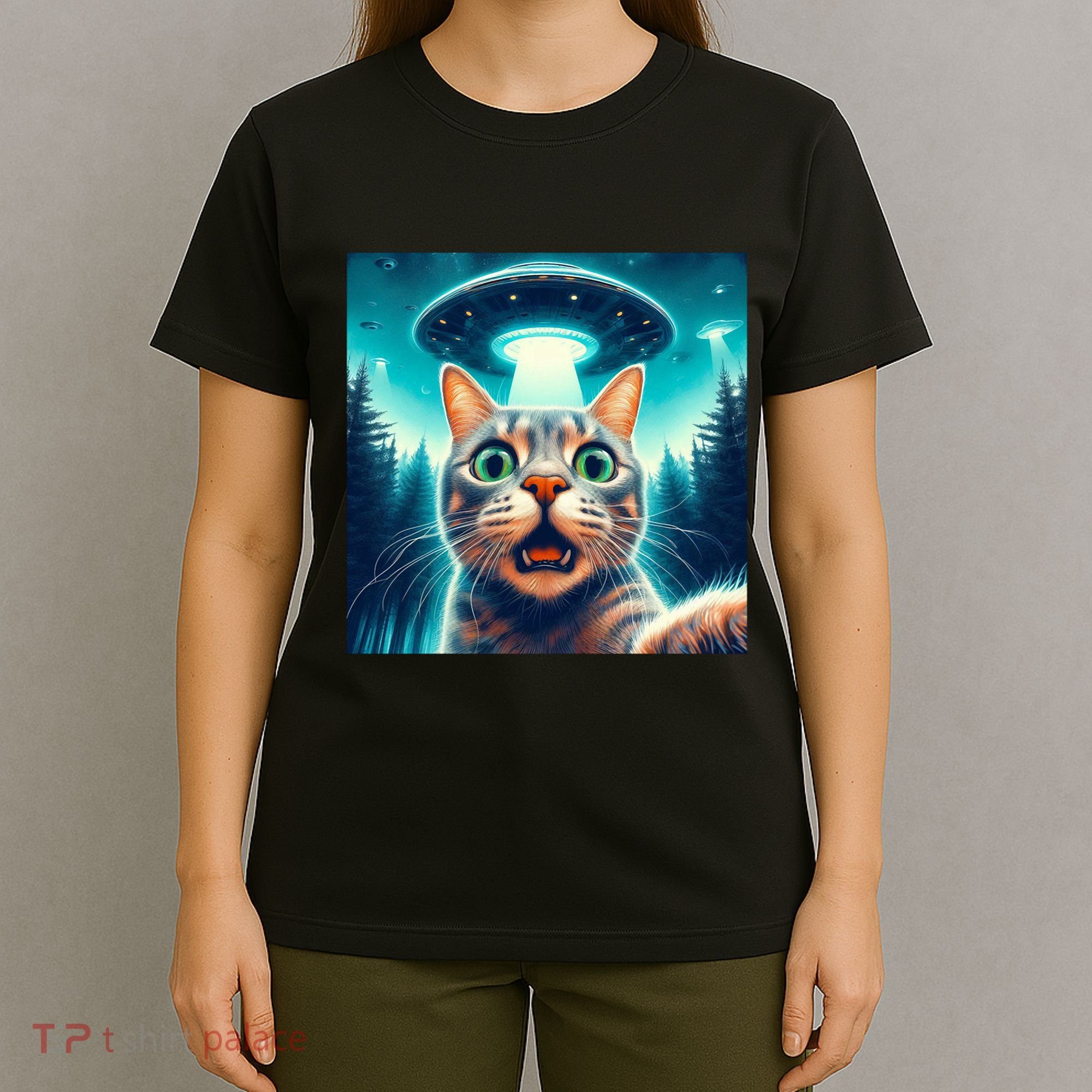 Cat Selfie With Ufo Cat Lover Meme T-Shirt