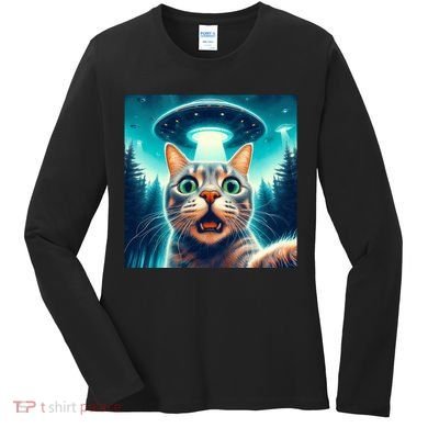 Cat Selfie With Ufo Cat Lover Meme Women's Long Sleeve Shirt