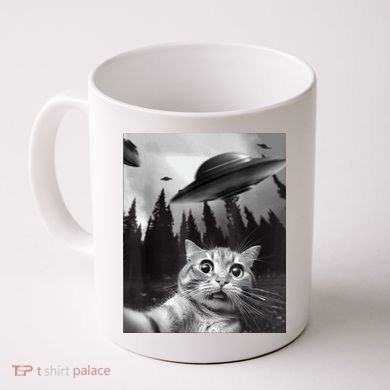 Cat Selfie With Alien UFO Funny Cat Lovers Spaceship Gift Coffee Mug