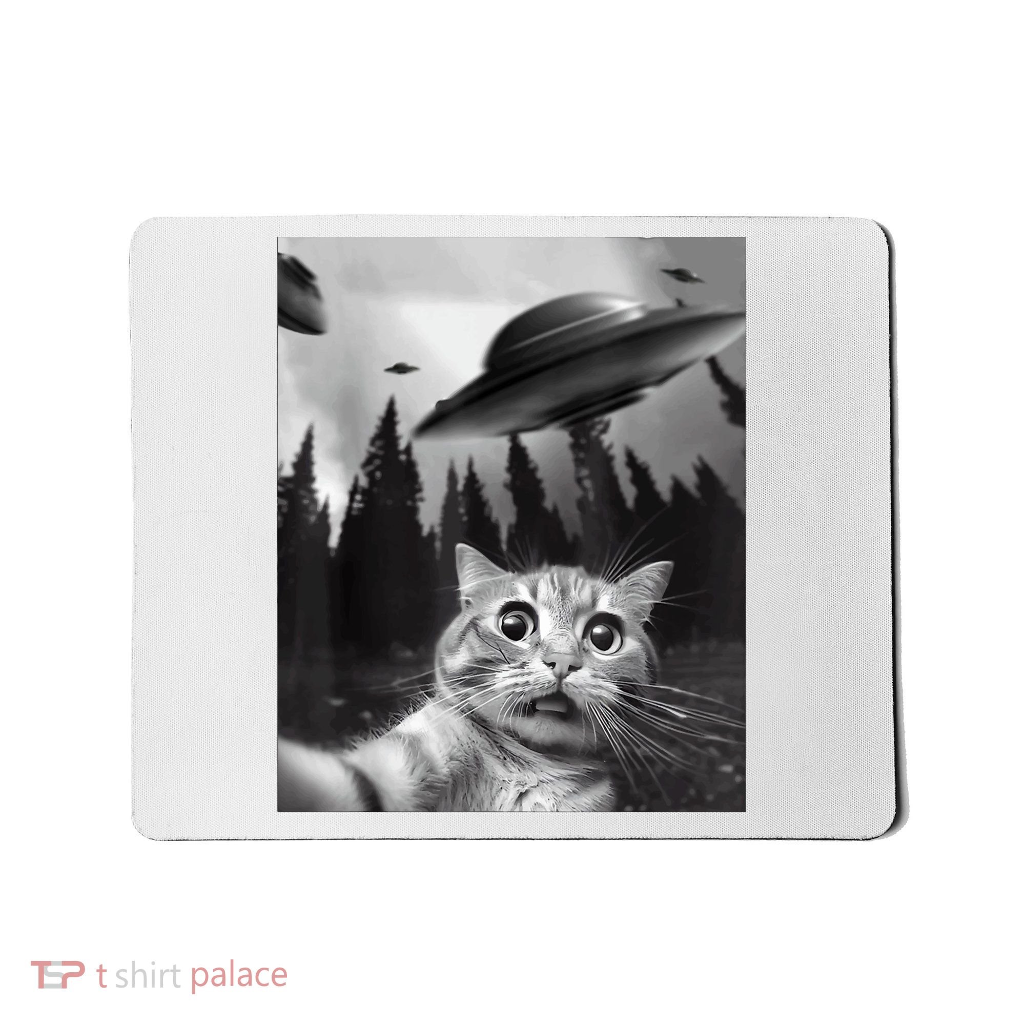 Cat Selfie With Alien UFO Funny Cat Lovers Spaceship Gift Mousepad