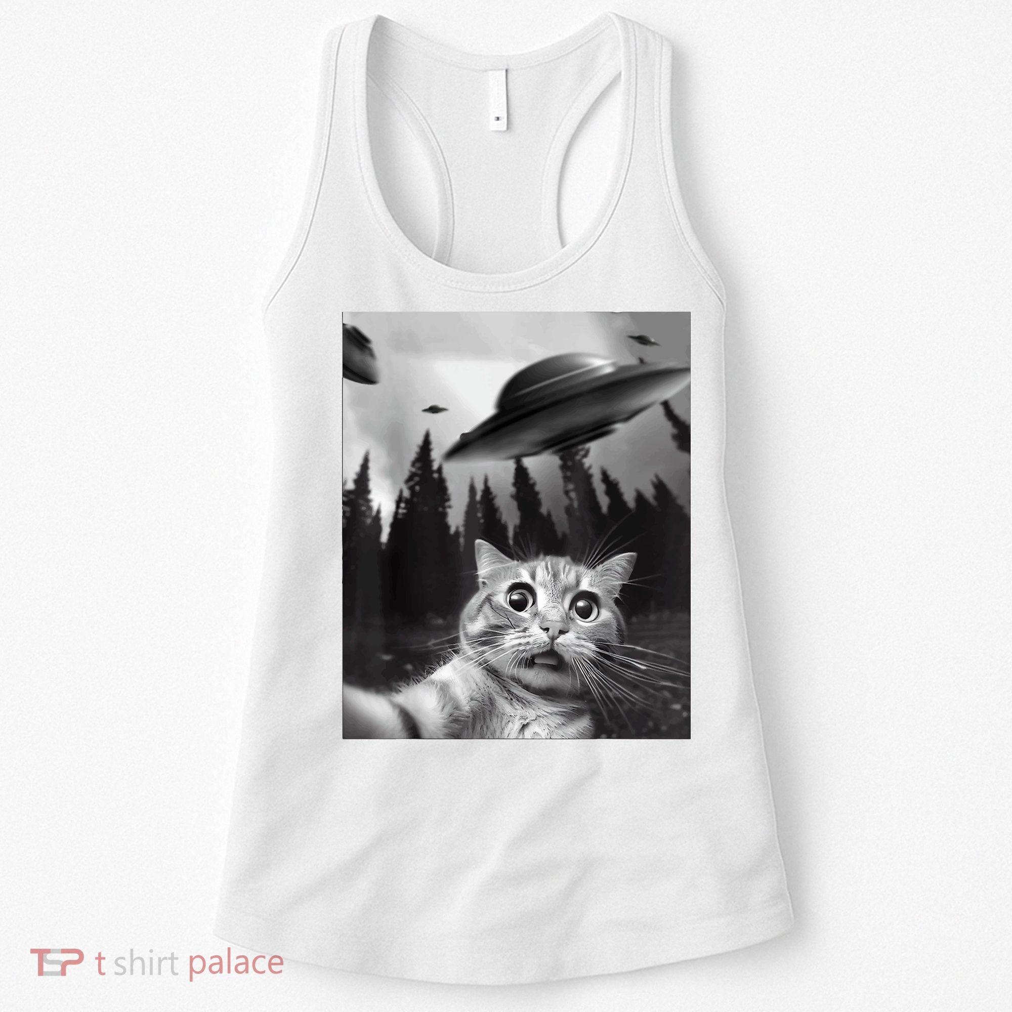 Cat Selfie With Alien UFO Funny Cat Lovers Spaceship Gift Women's Tank Top