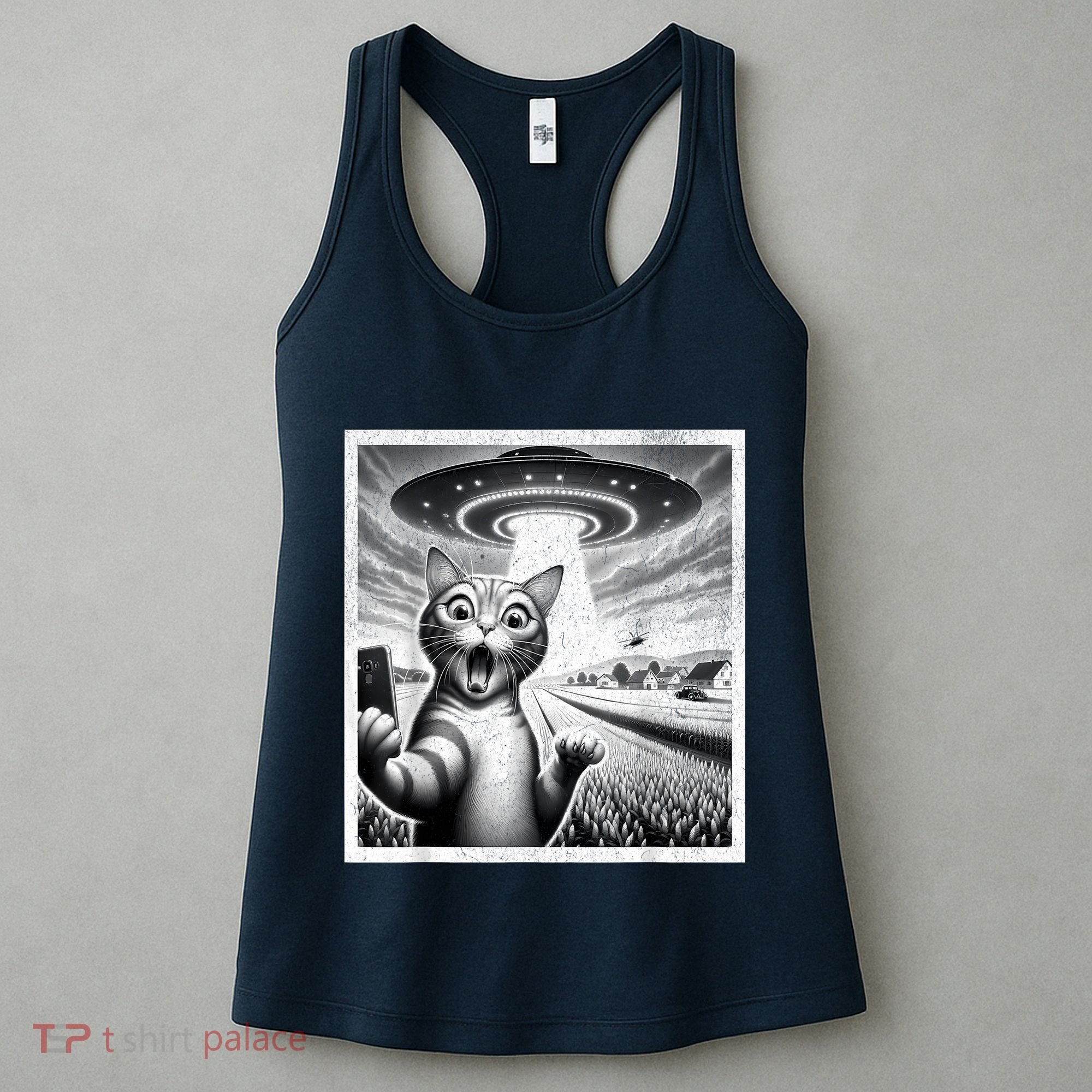 Cat Selfie With Alien Ufo Funny Cat For Women Women's Tank Top