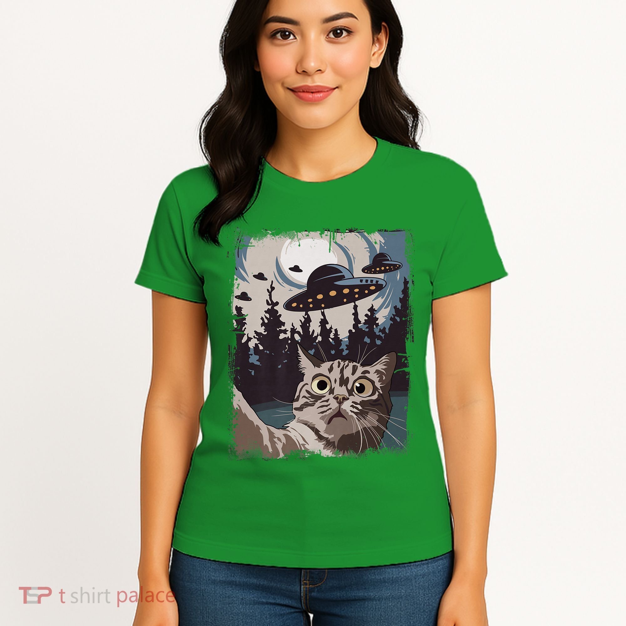 Cat Selfie With Ufo Alien Funny Cat Graphic Women's T-Shirt