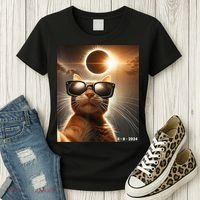 Cat Taking A Selfie With Solar 2024 Eclipse Wearing Glasses Women's T-Shirt thumb 3