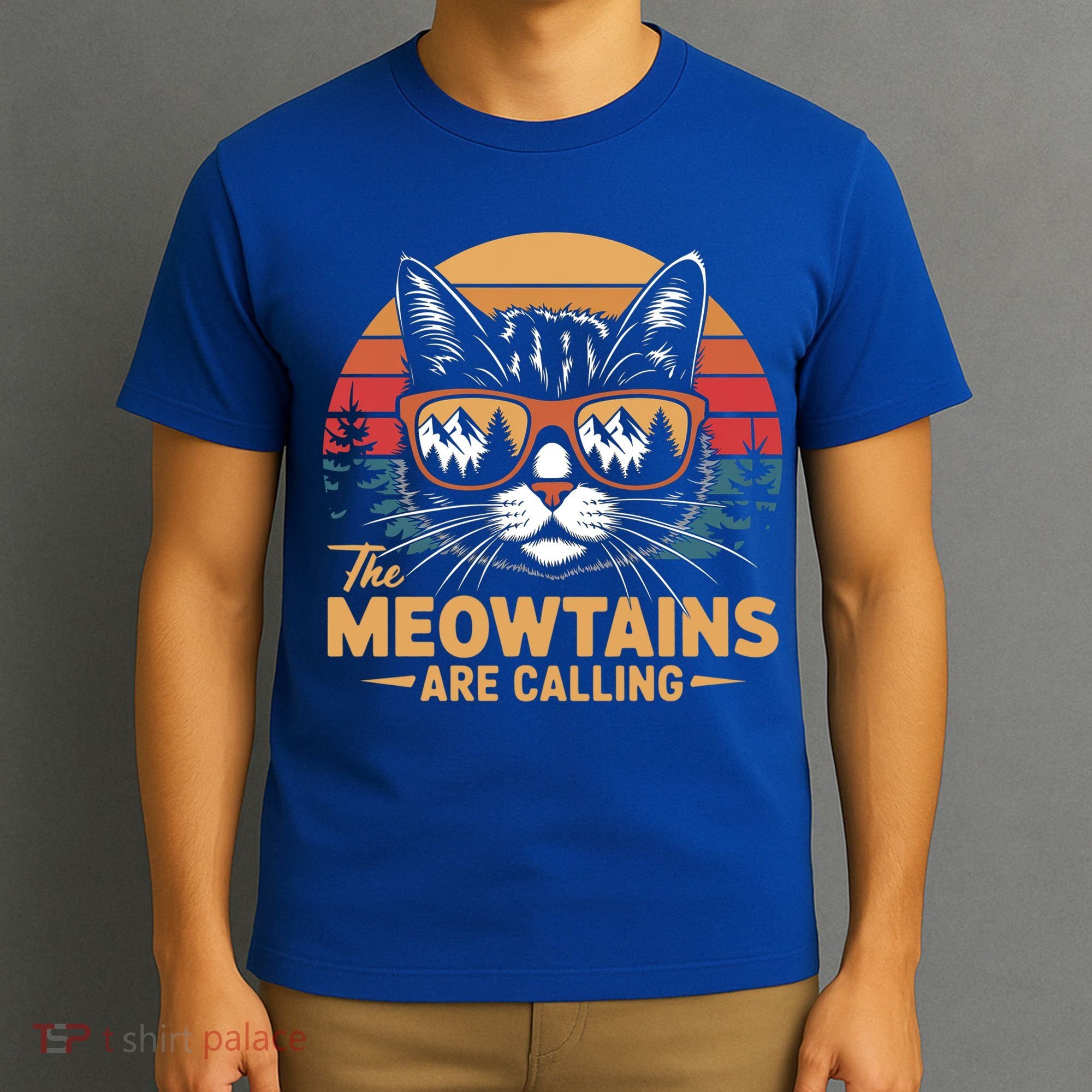 Cat The Meowtains Are Calling Ski Lover Winter Vacation  T-Shirt