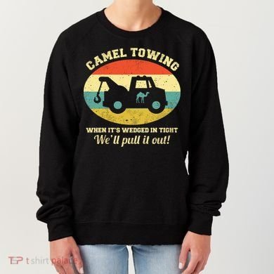 Camel Towing Retro Adult Humor Women's Sweatshirt