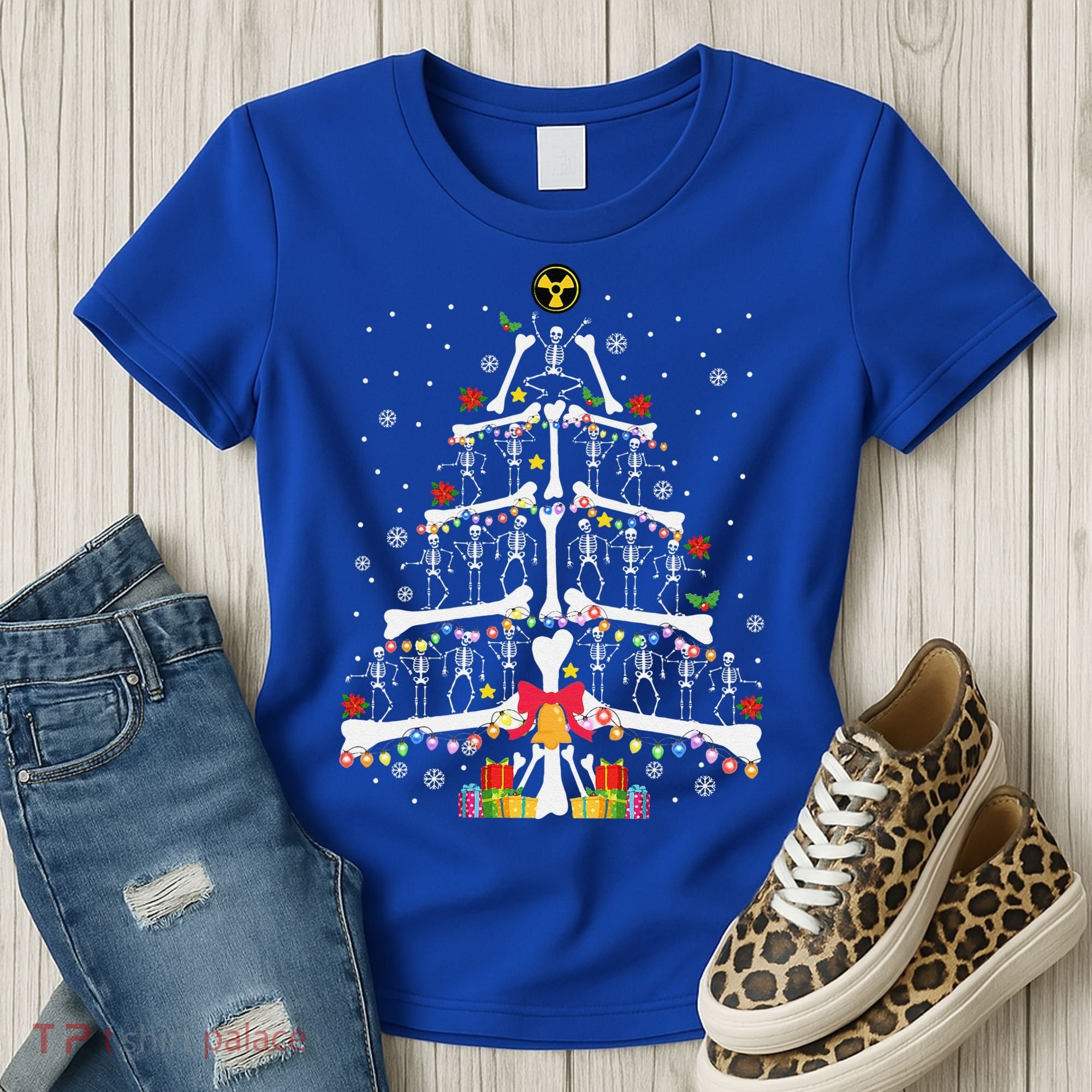 Christmas Tree Skeleton Xmas Radiology Xray Technologist Women's T-Shirt