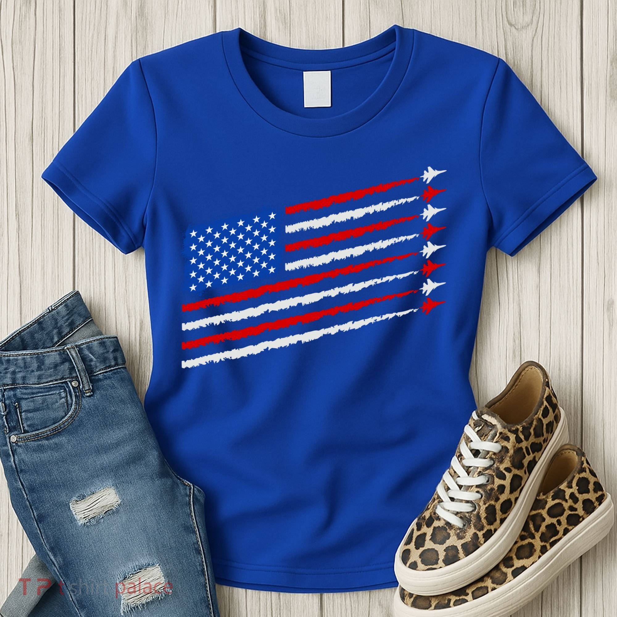 Cool USA American Flag Air Show Jet Planes Women's T-Shirt
