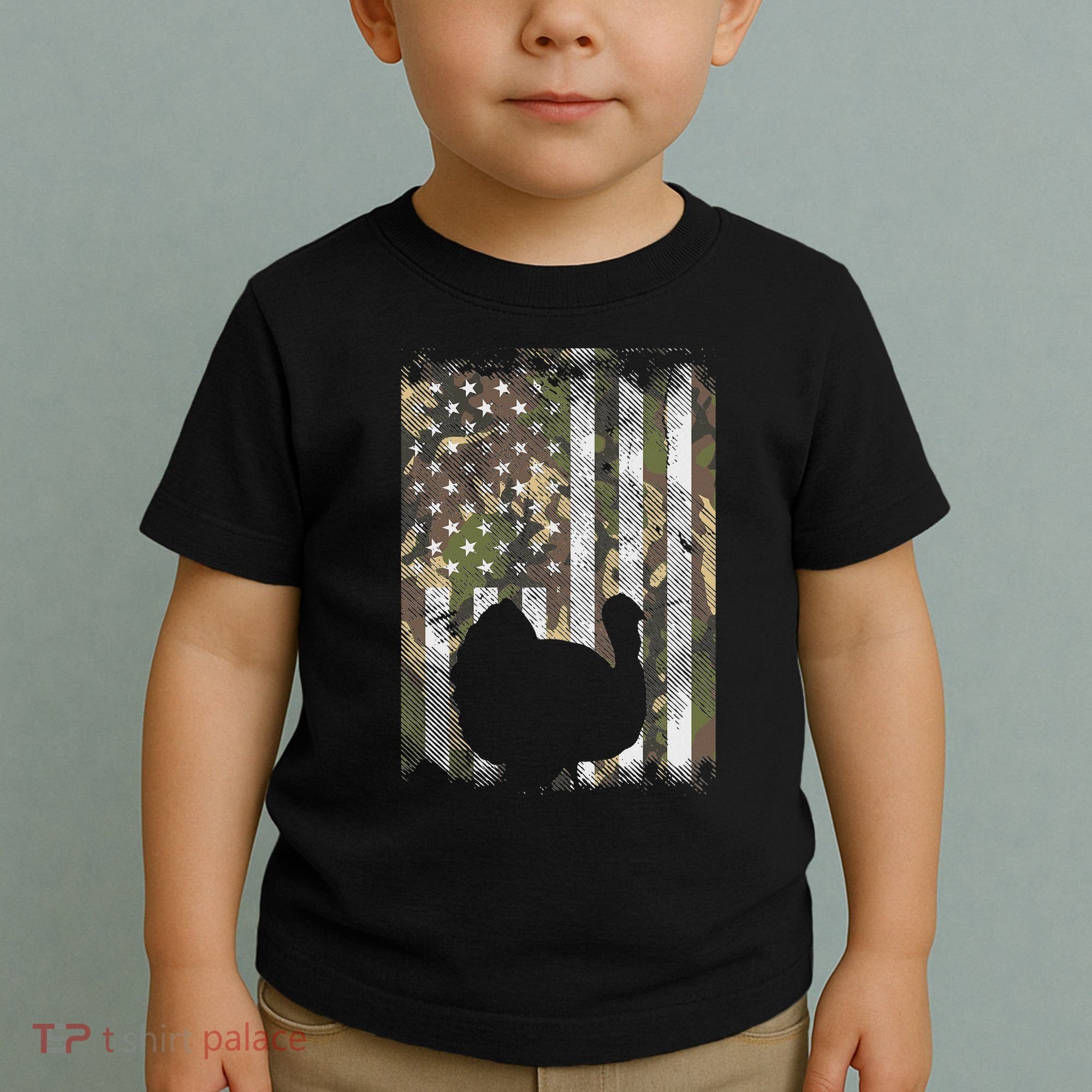 Camo Us America Flag Turkey Day Hunting Thanksgiving Gift Toddler T-Shirt