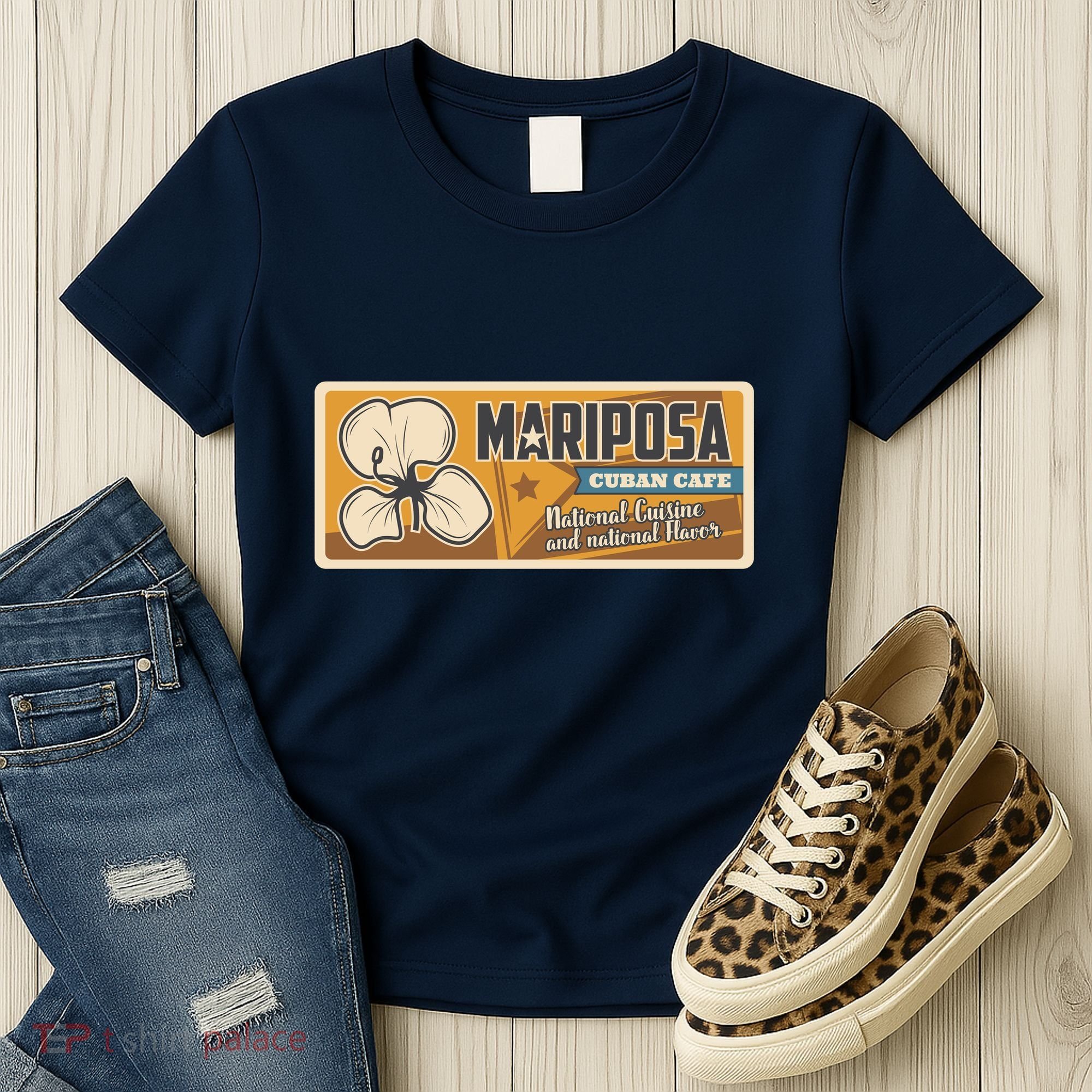 Cuba Travel Retro Cuban Café Mariposa Women's T-Shirt