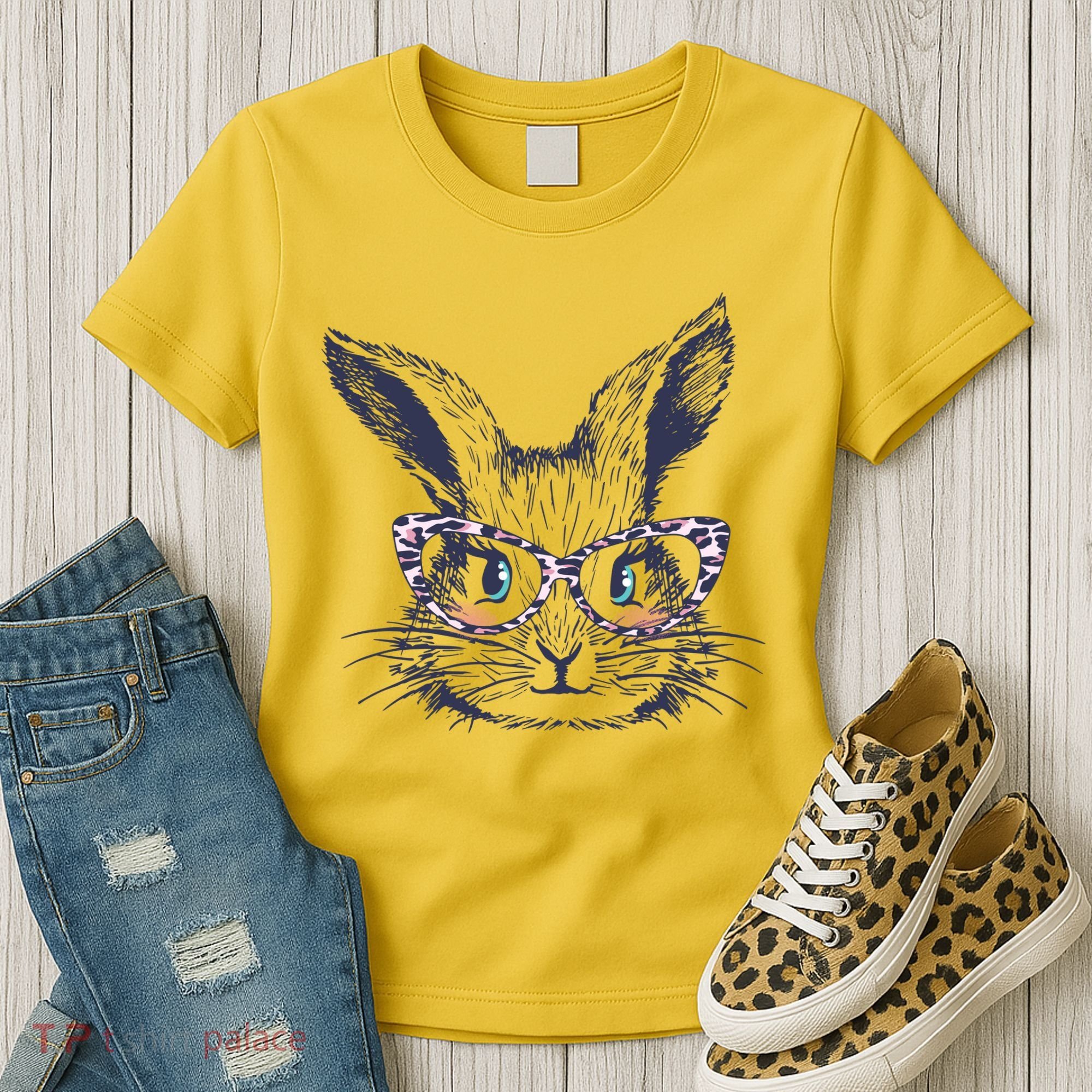 Cute Easter Bunny With Glasses Women's T-Shirt
