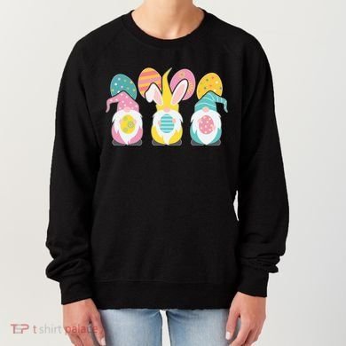 Cute Easter Holiday Gnomes Women's Sweatshirt