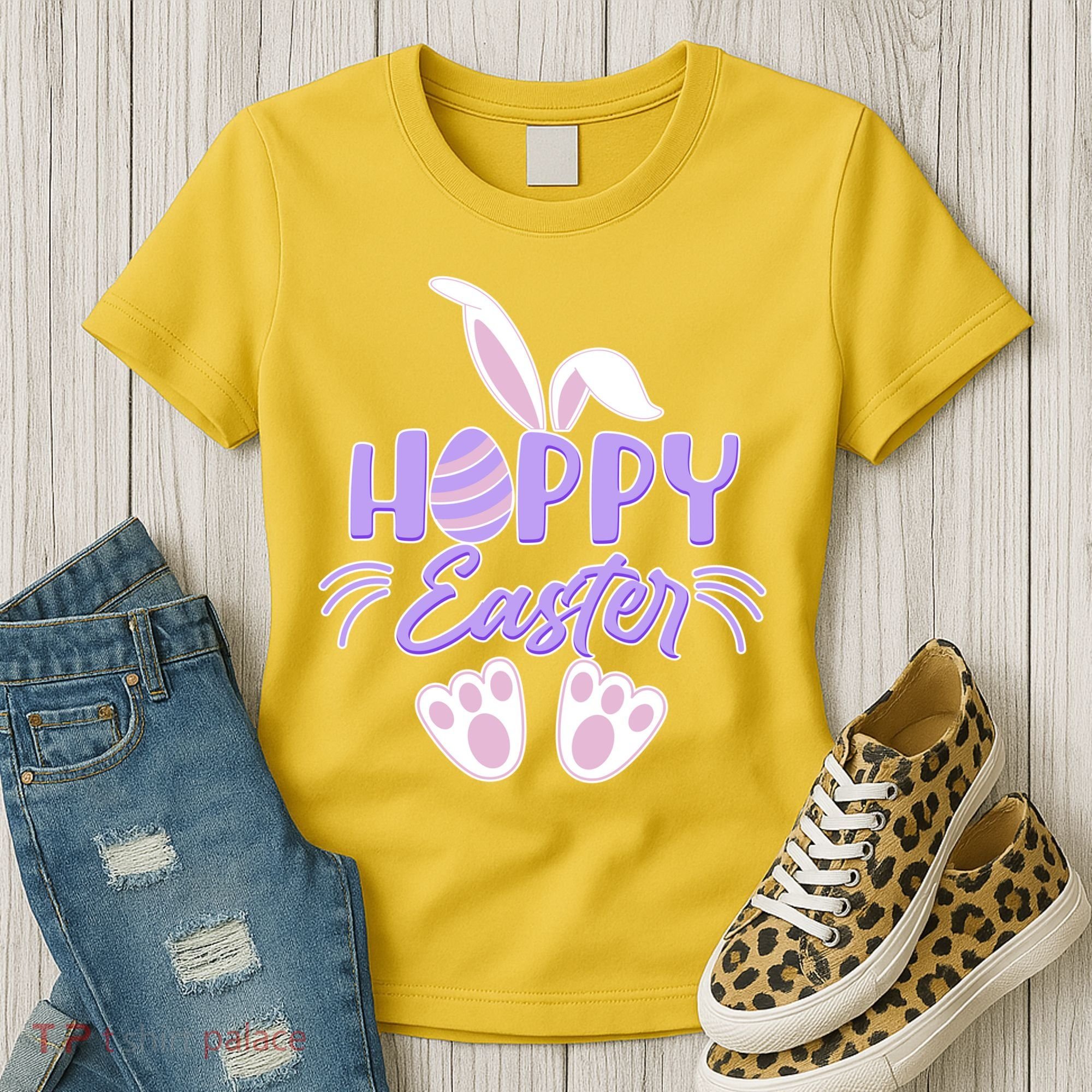 Cute Hoppy Happy Easter Bunny  Women's T-Shirt